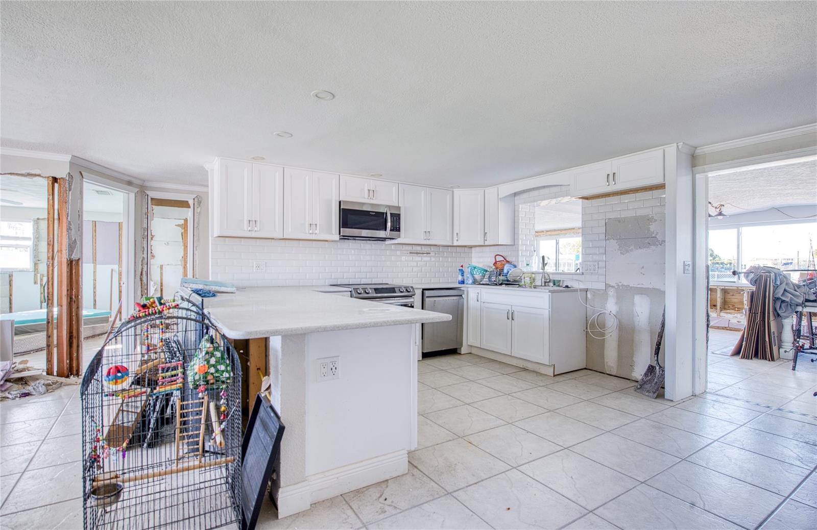 Image 19 of 42 For 13623 Evelane Drive