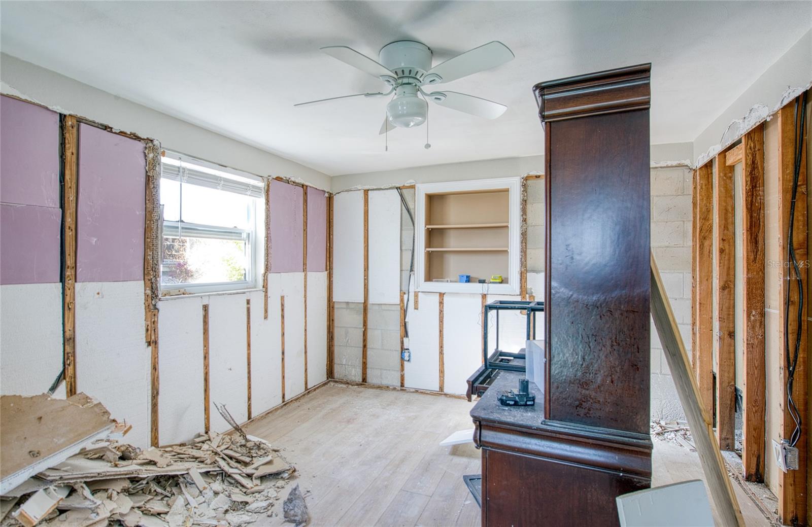 Image 25 of 42 For 13623 Evelane Drive