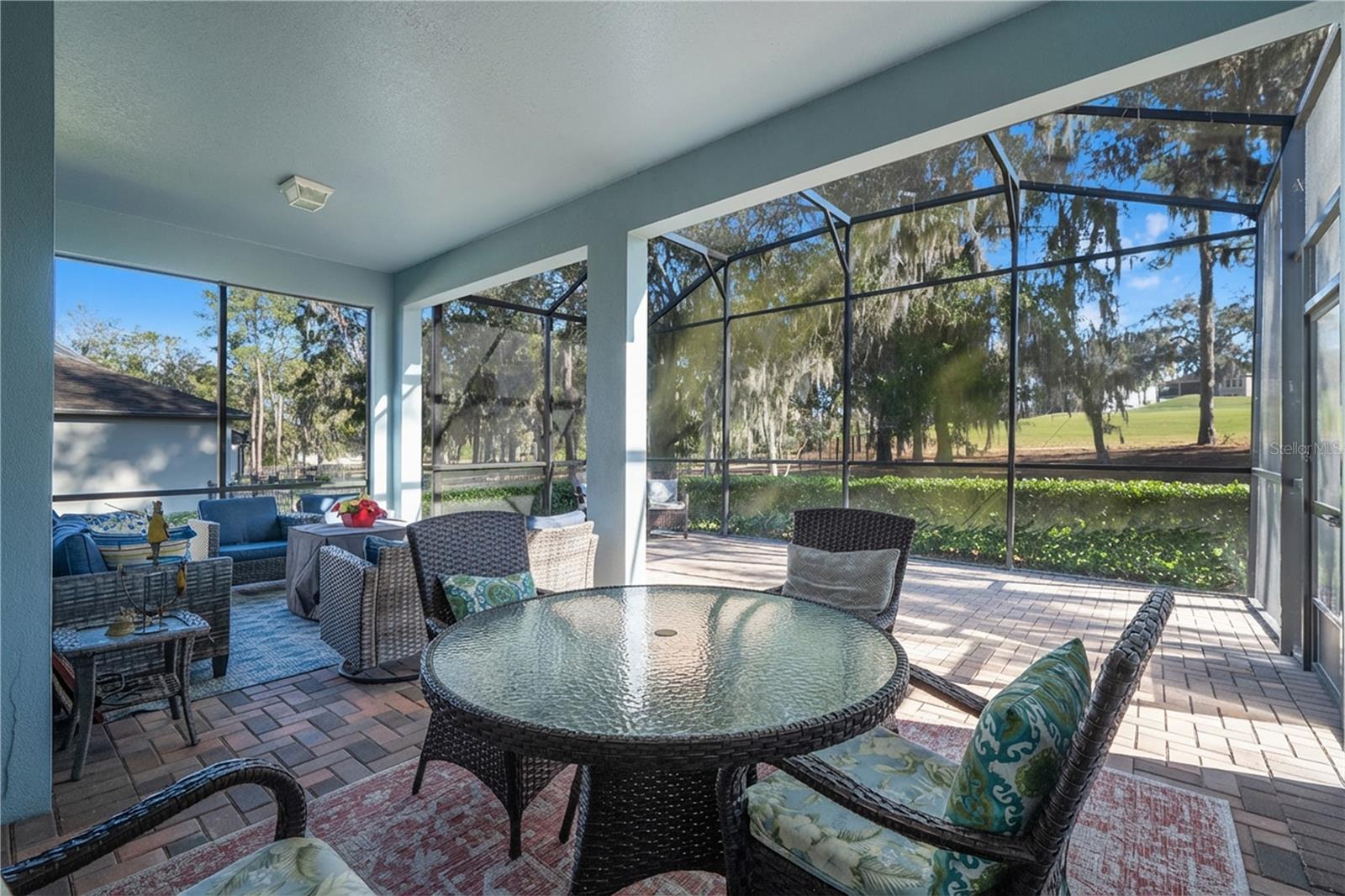 Listing photo id 0 for 4910 Southern Valley Loop