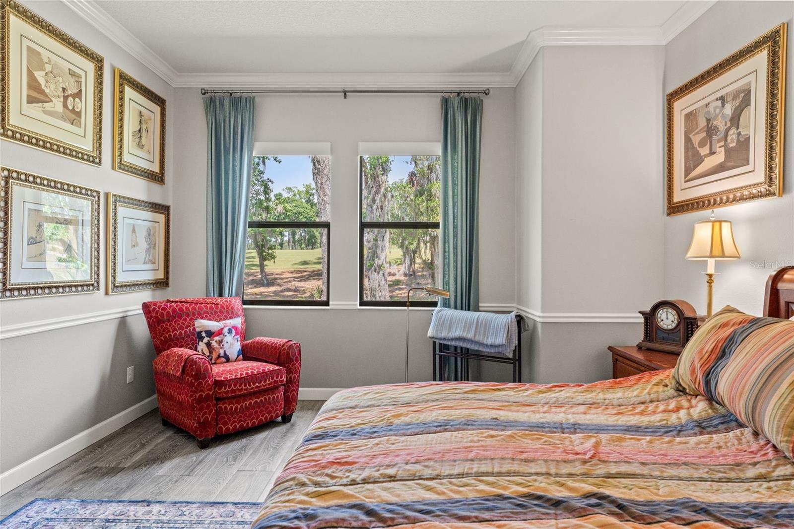 Listing photo id 21 for 4910 Southern Valley Loop