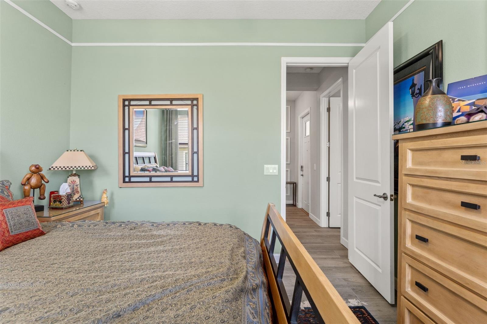 Listing photo id 29 for 4910 Southern Valley Loop