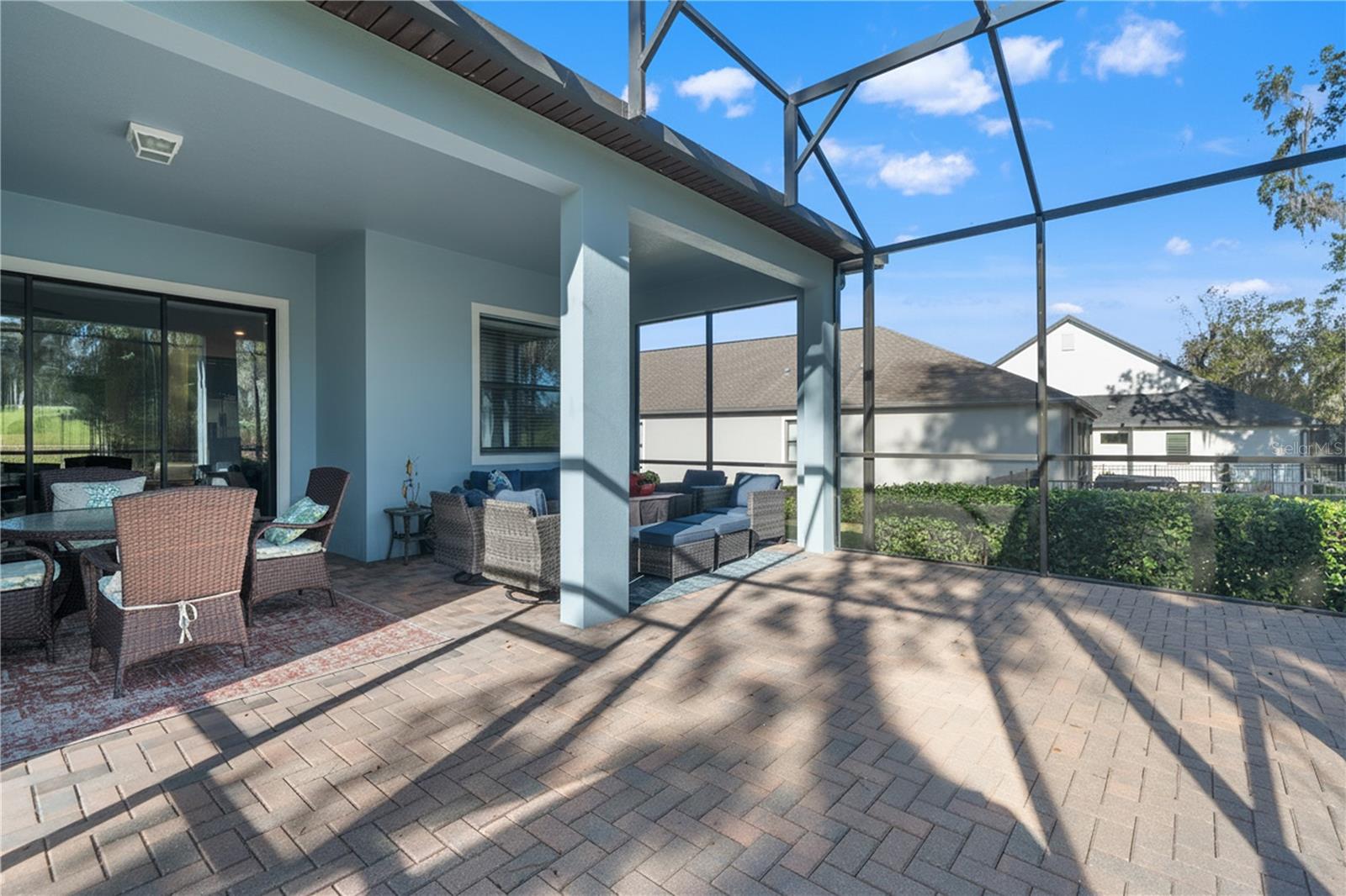 Listing photo id 33 for 4910 Southern Valley Loop