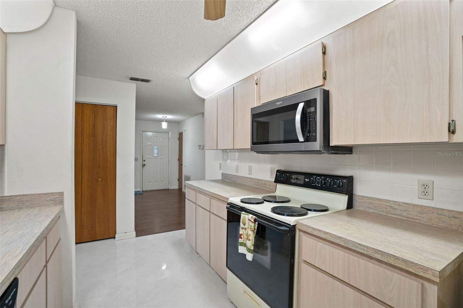 Image 10 of 32 For 15218 Norris Bishop Loop