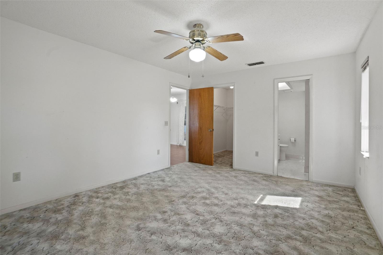 Image 14 of 32 For 15218 Norris Bishop Loop