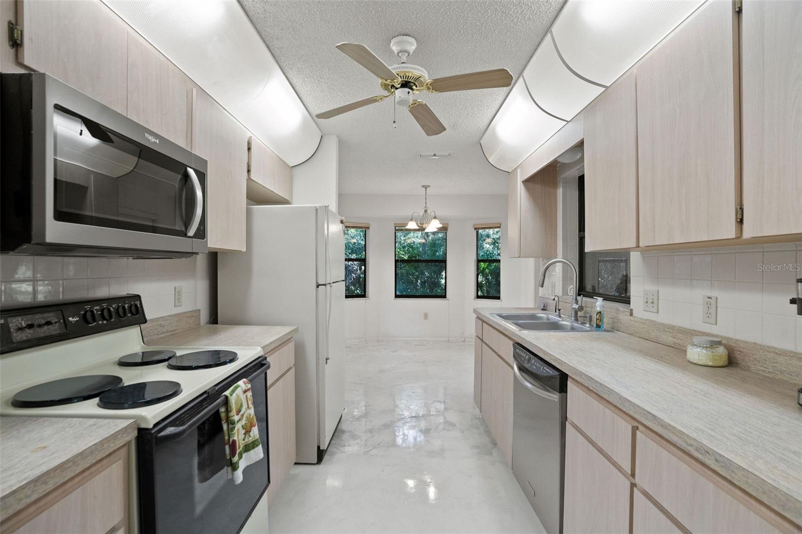 Image 9 of 32 For 15218 Norris Bishop Loop