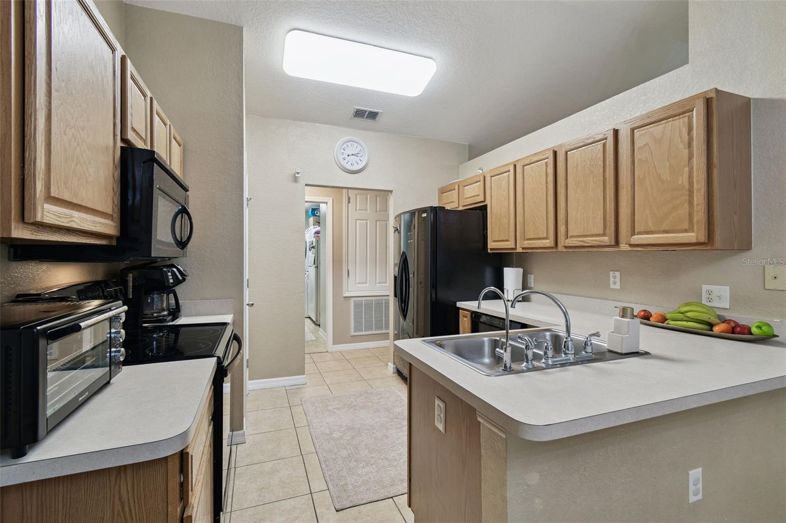 Image 10 of 33 For 270 Planter Road