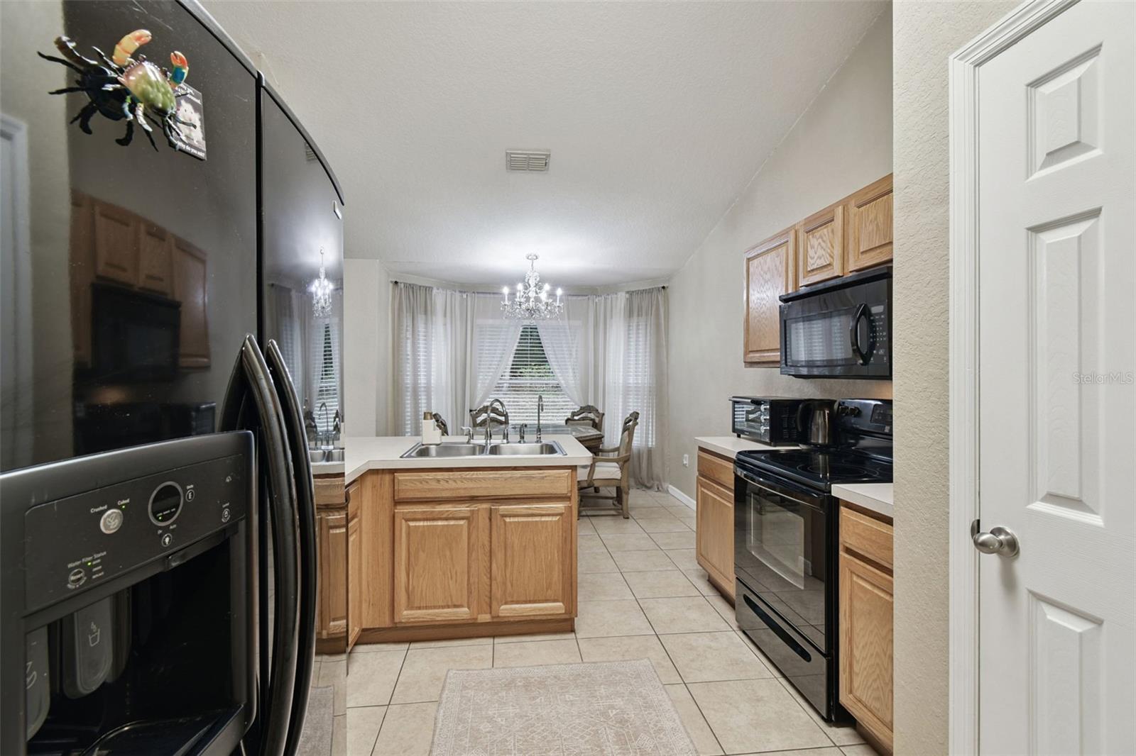 Image 11 of 33 For 270 Planter Road