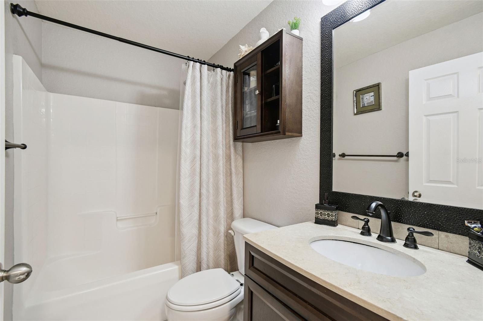 Image 20 of 33 For 270 Planter Road