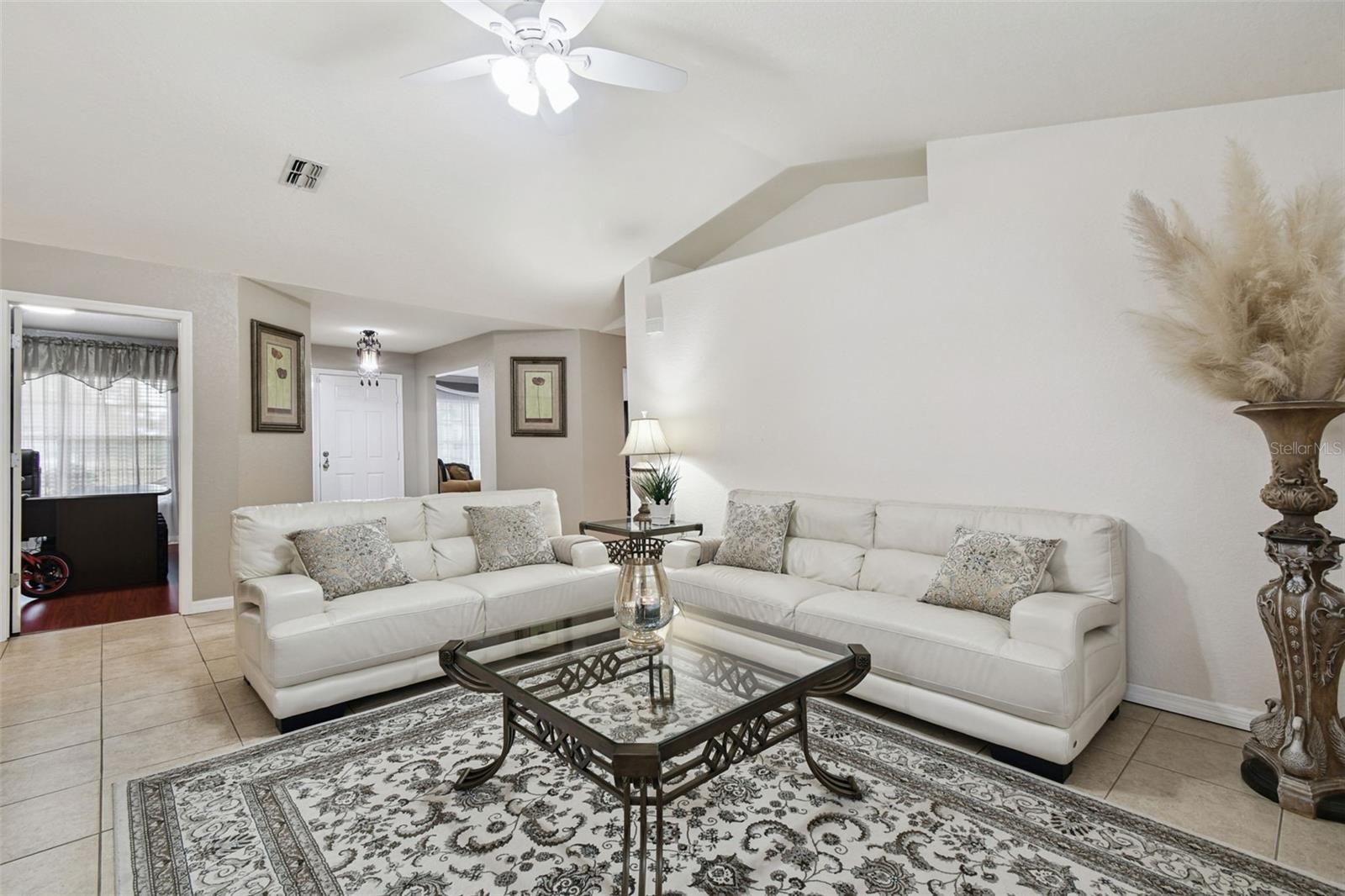 Image 8 of 33 For 270 Planter Road