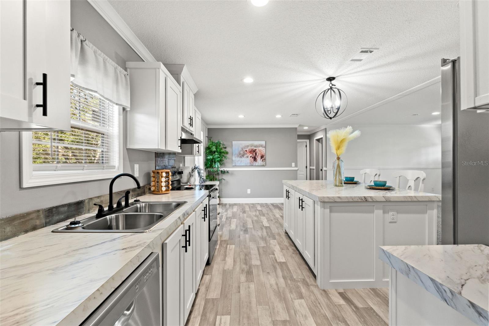 Image 26 of 60 For 14247 Hurricane Drive