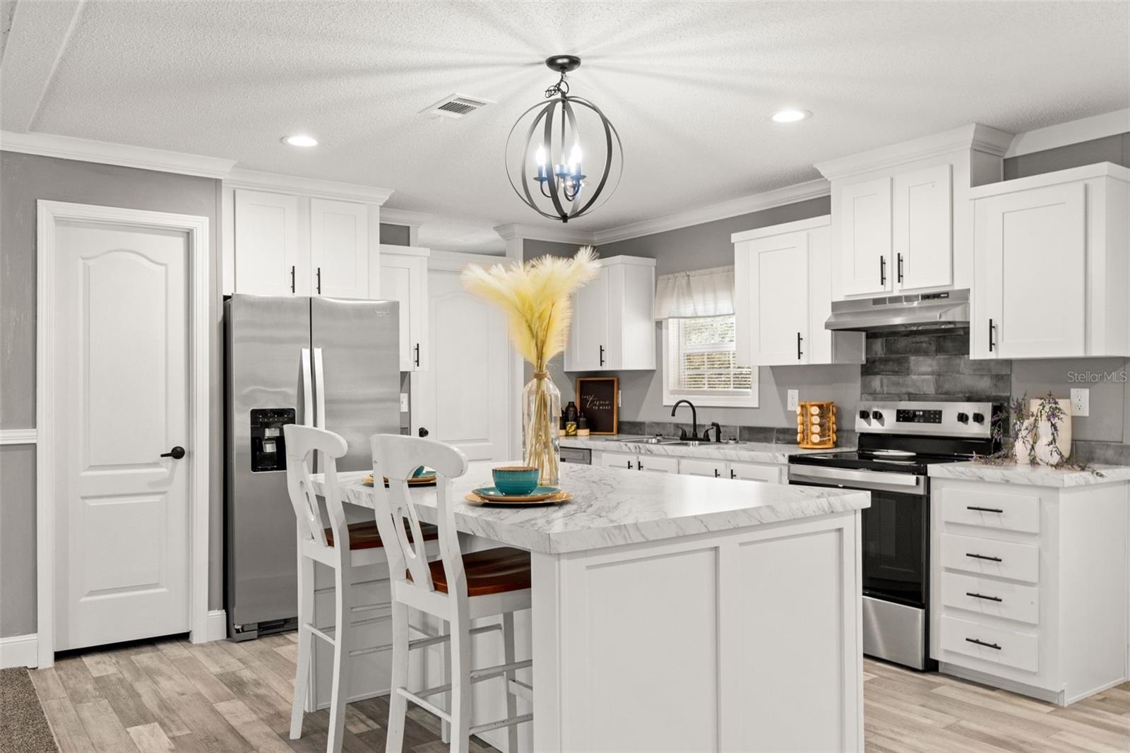 Image 27 of 60 For 14247 Hurricane Drive