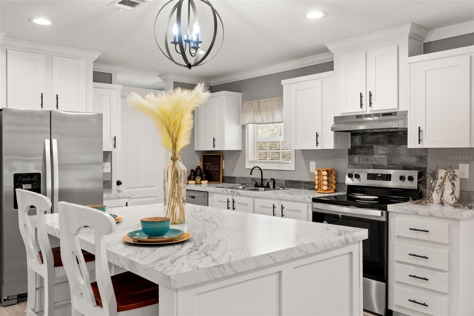 Image 3 of 60 For 14247 Hurricane Drive