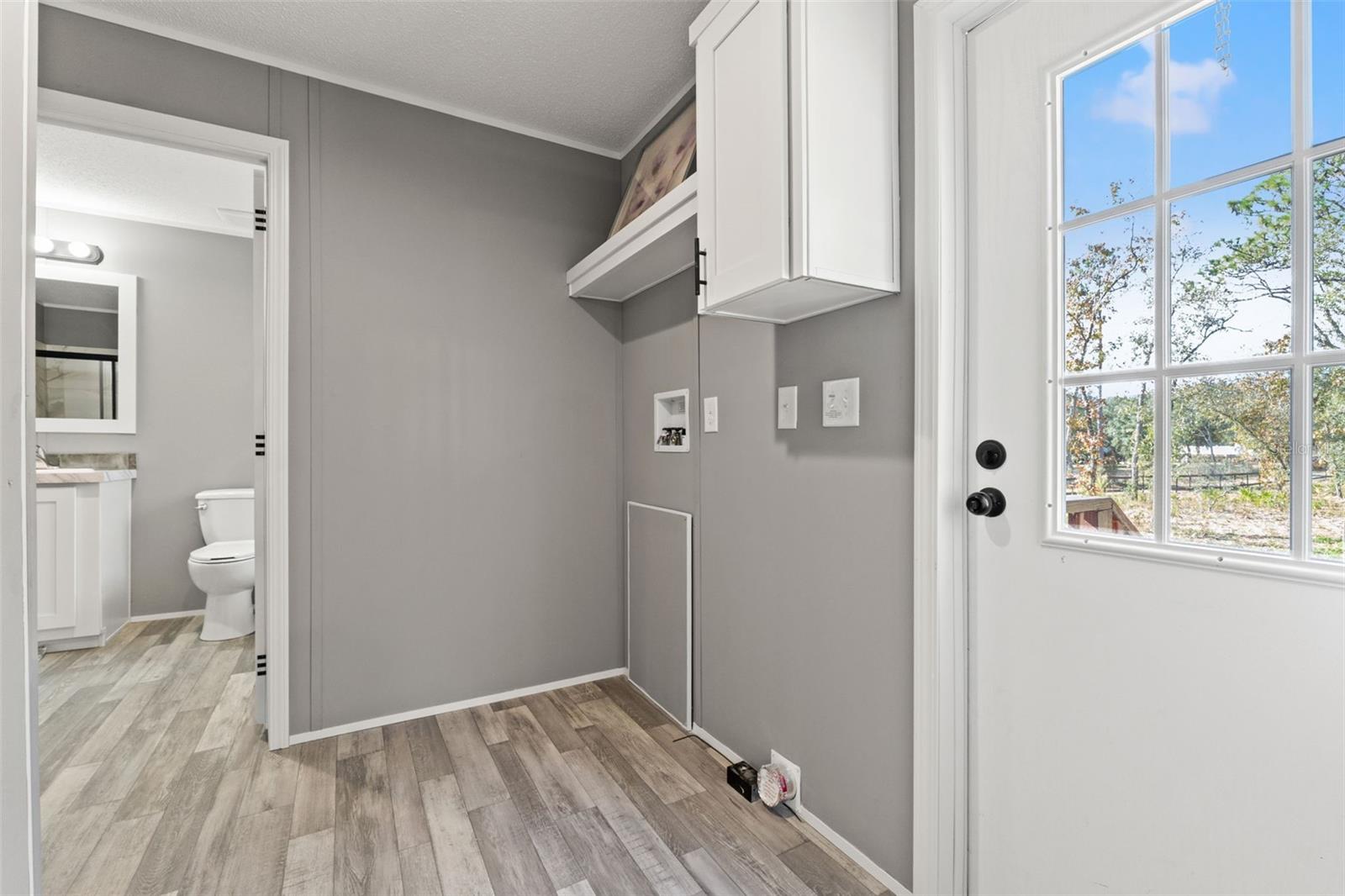 Image 39 of 60 For 14247 Hurricane Drive