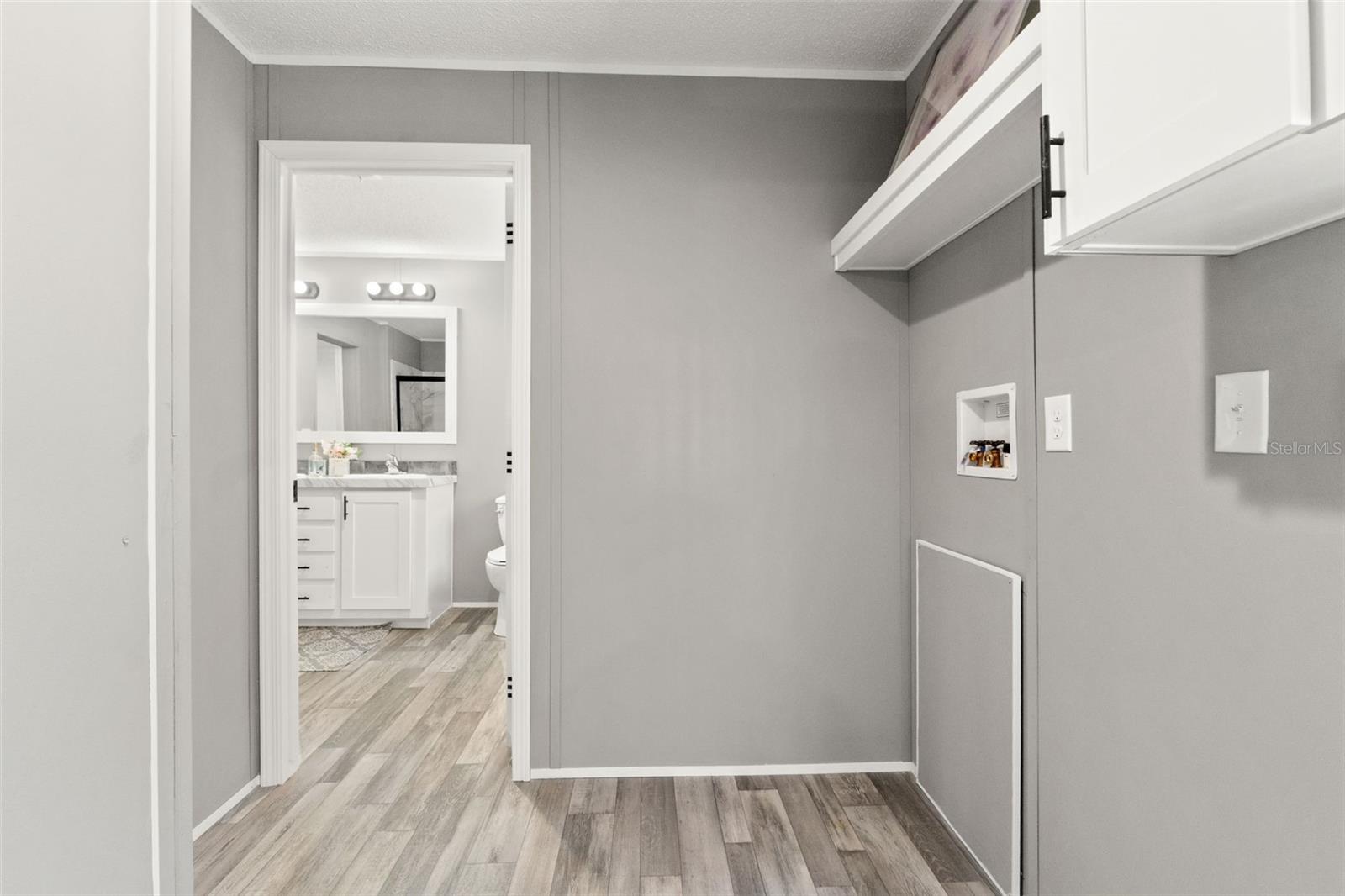 Image 40 of 60 For 14247 Hurricane Drive