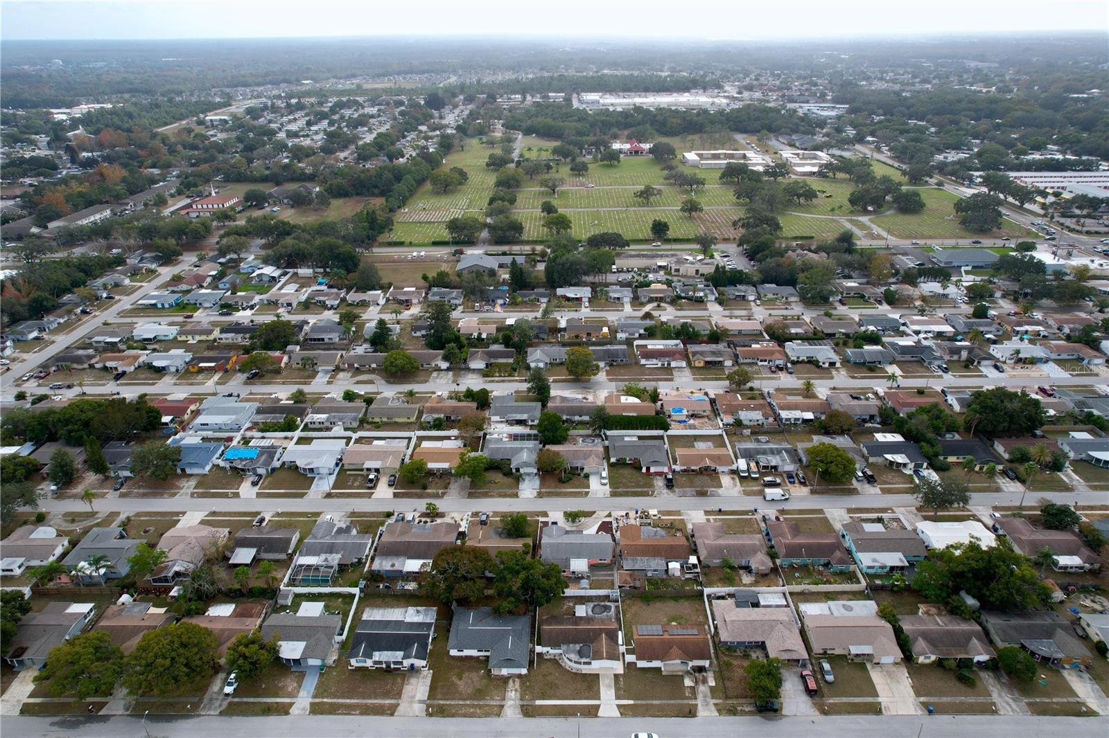 Listing photo id 46 for 6142 9th Avenue