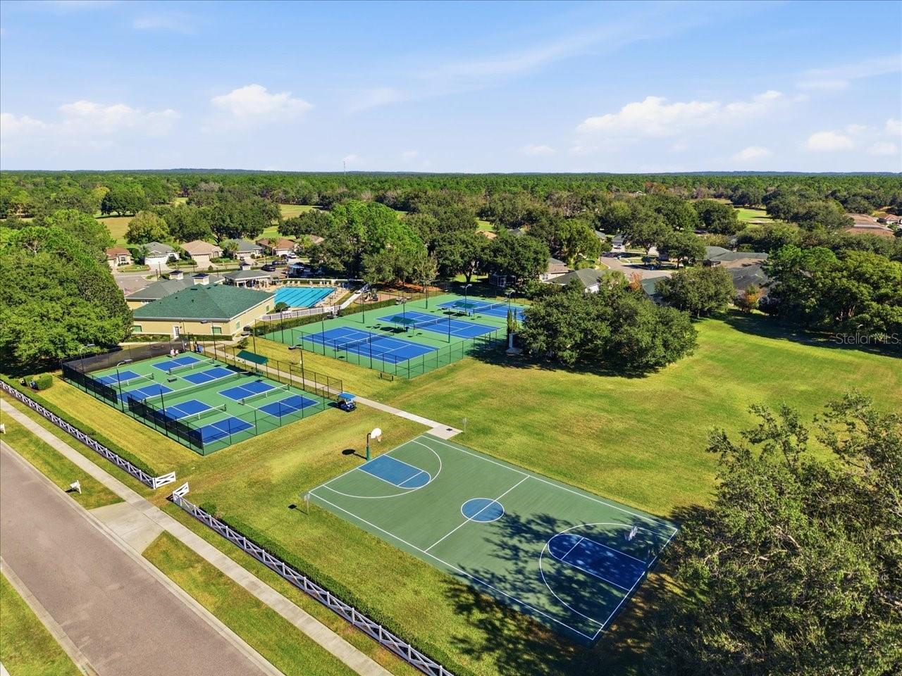 Image 52 of 61 For 4516 Golf Club Lane