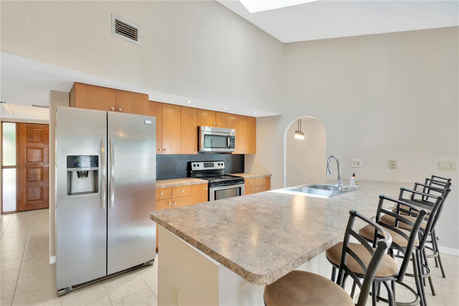 Image 13 of 19 For 5021 Bridgeport Drive