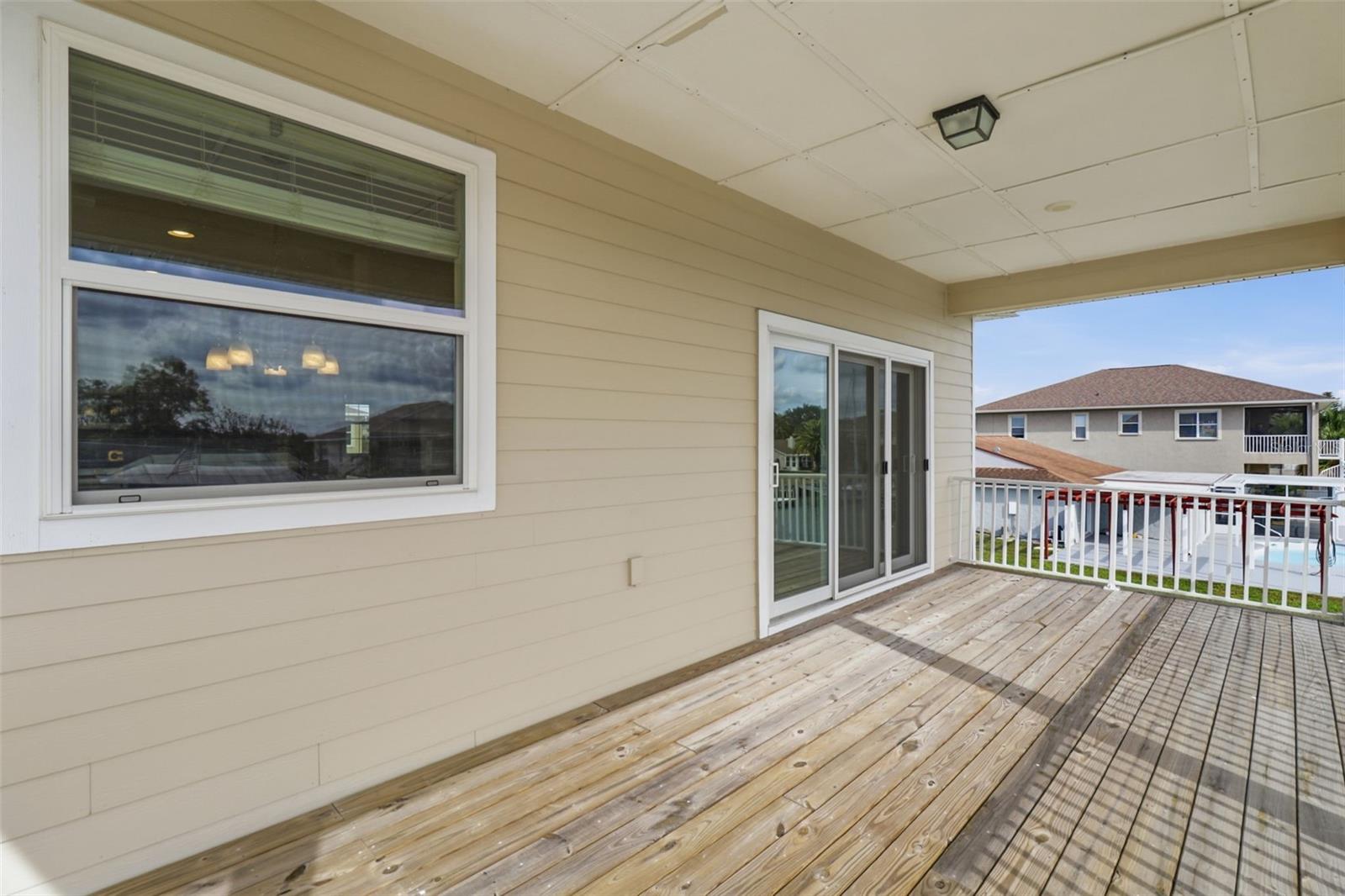 Listing photo id 26 for 7332 Islander Lane