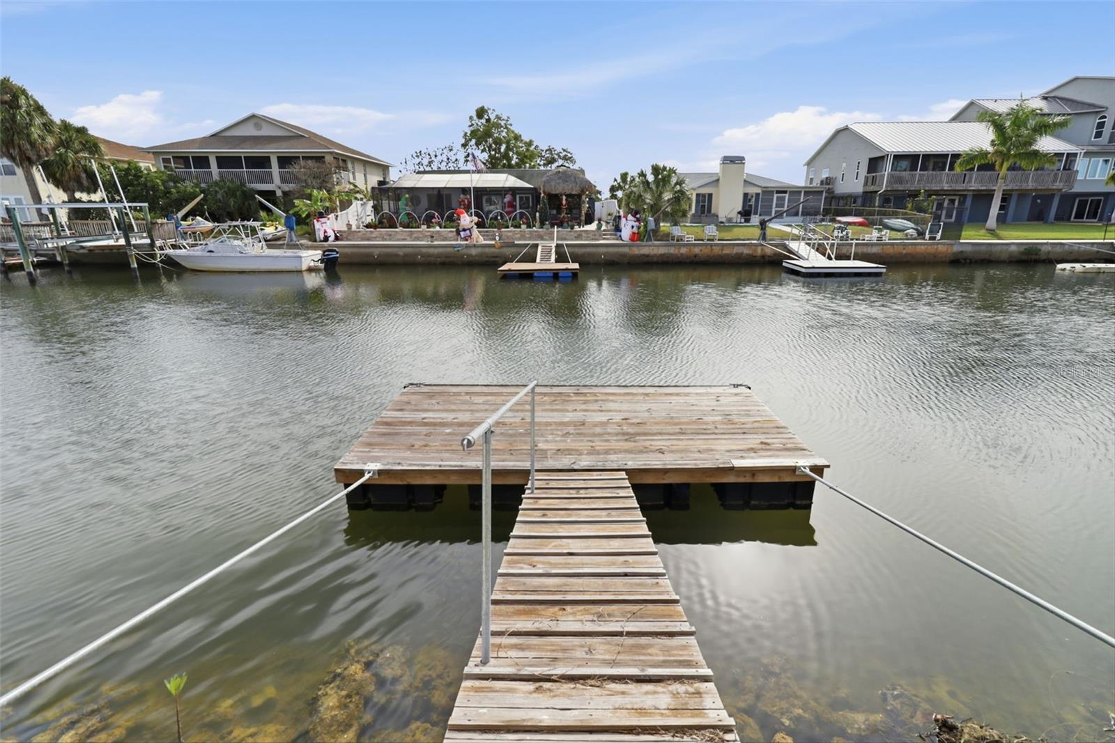 Listing photo id 30 for 7332 Islander Lane