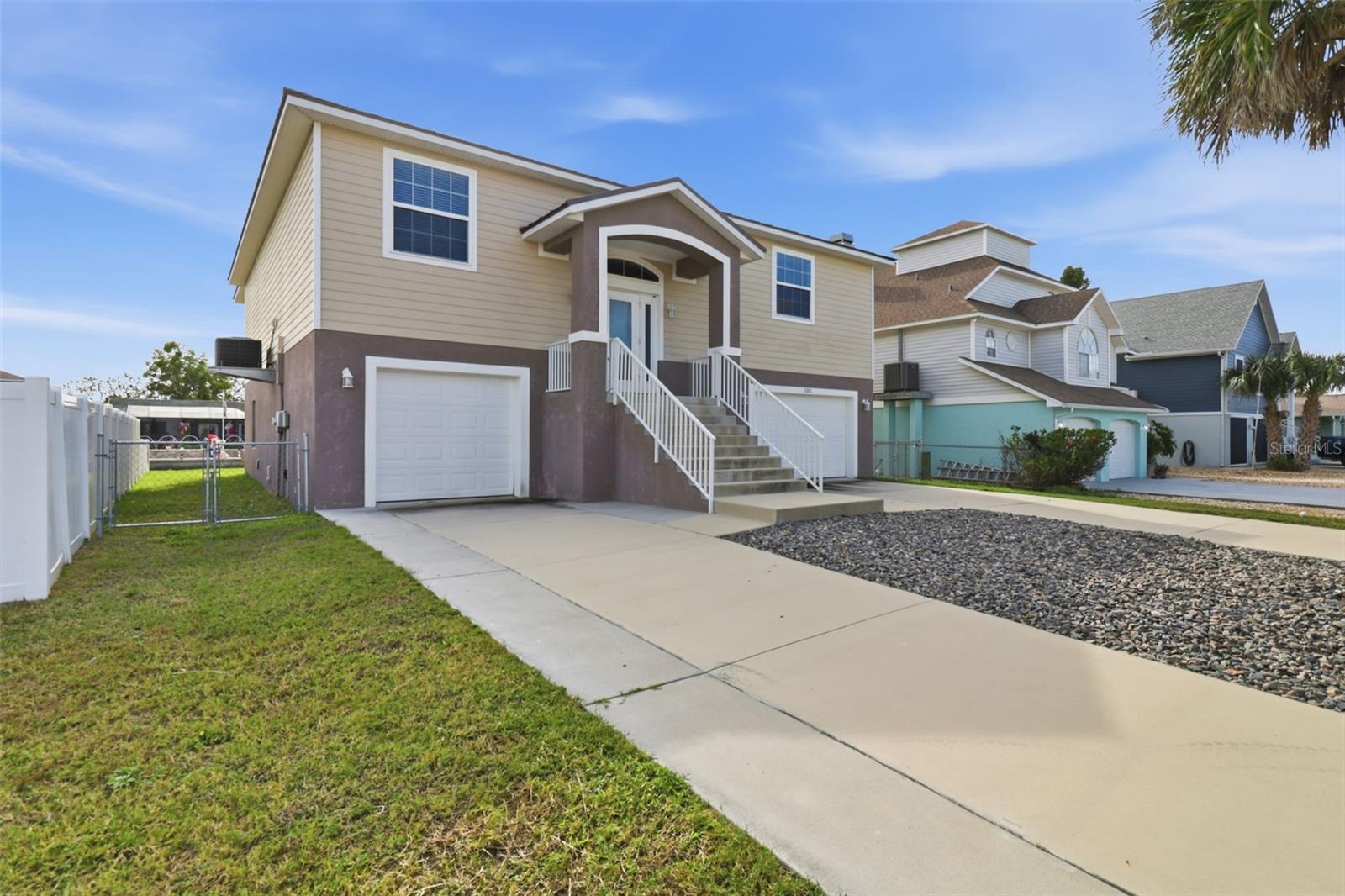 Listing photo id 32 for 7332 Islander Lane