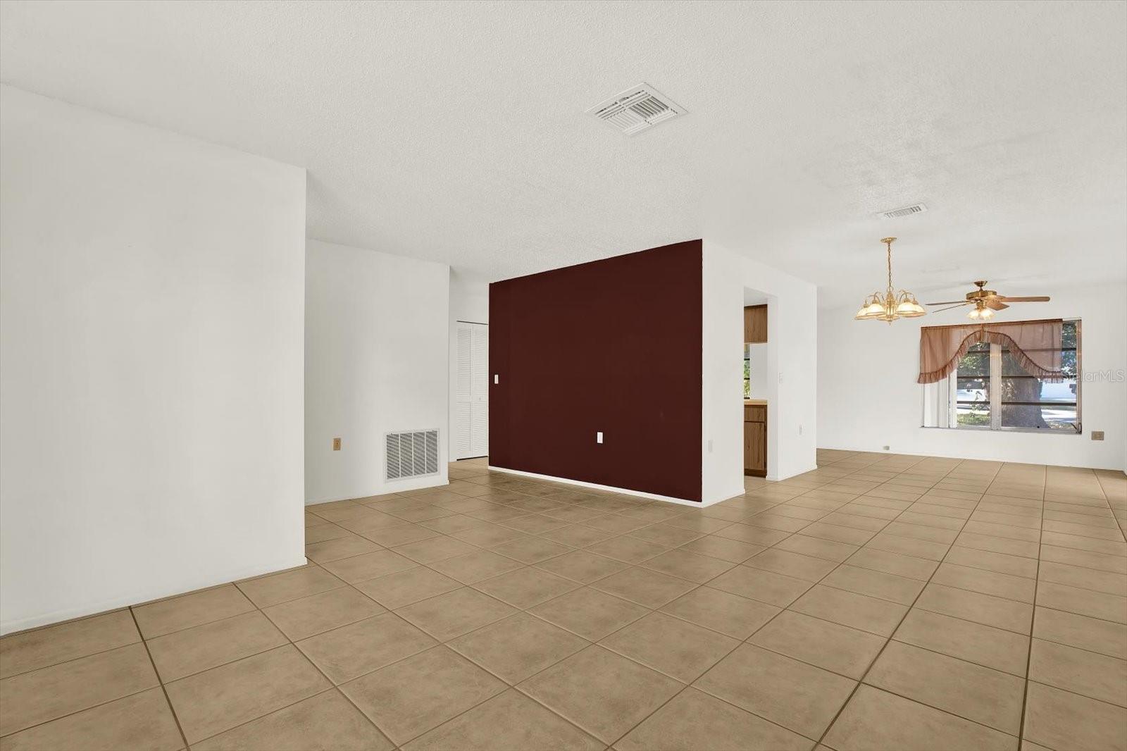 Image 10 of 37 For 8410 Elgin Drive