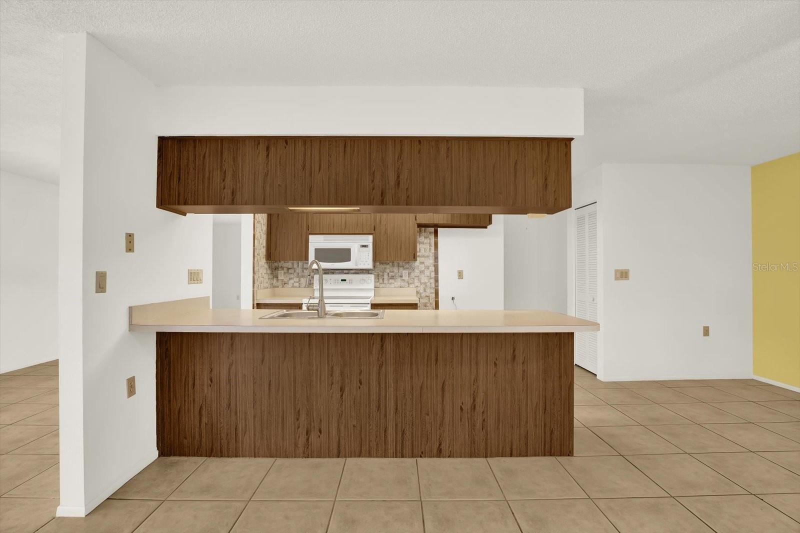 Image 15 of 37 For 8410 Elgin Drive