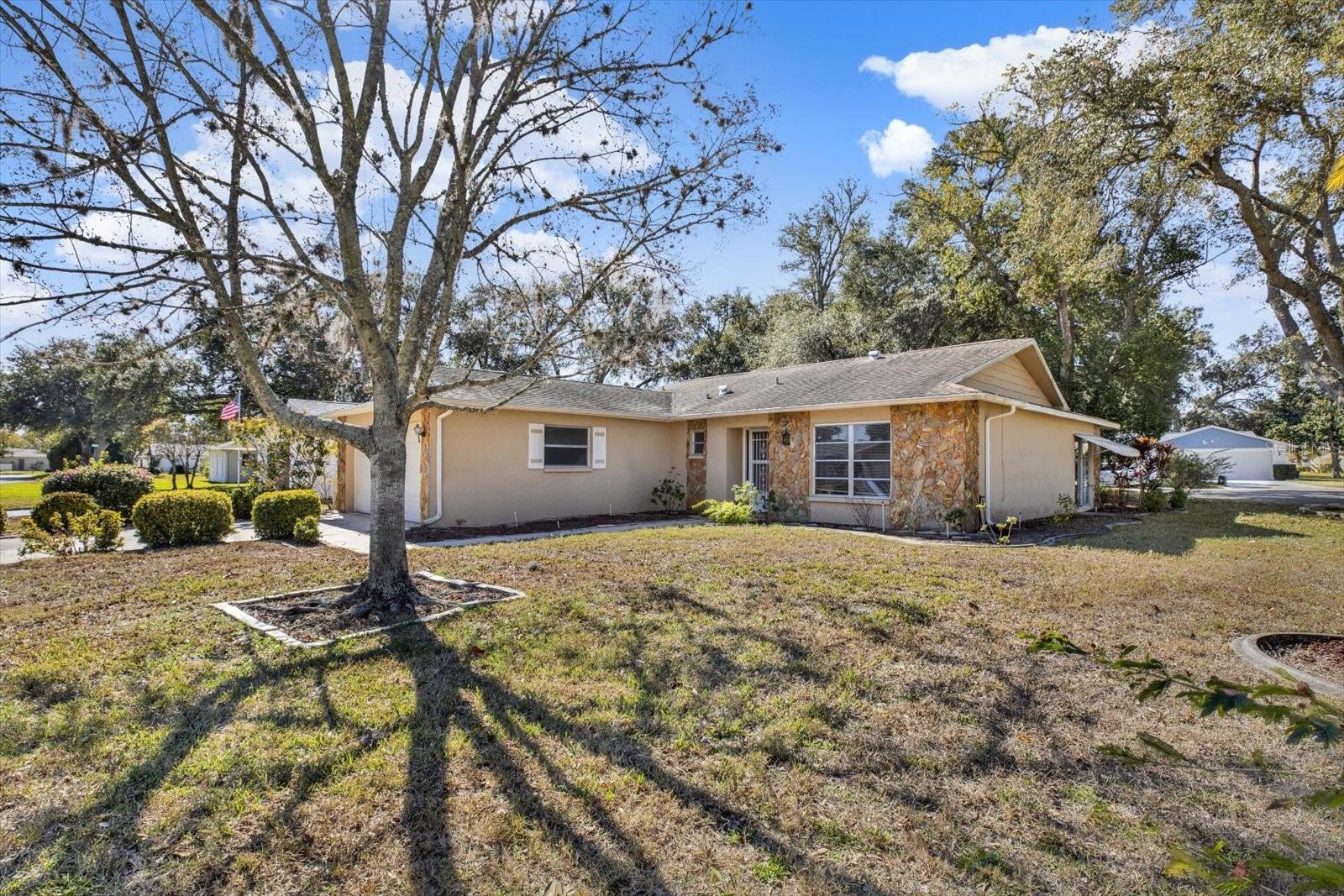 Image 31 of 37 For 8410 Elgin Drive