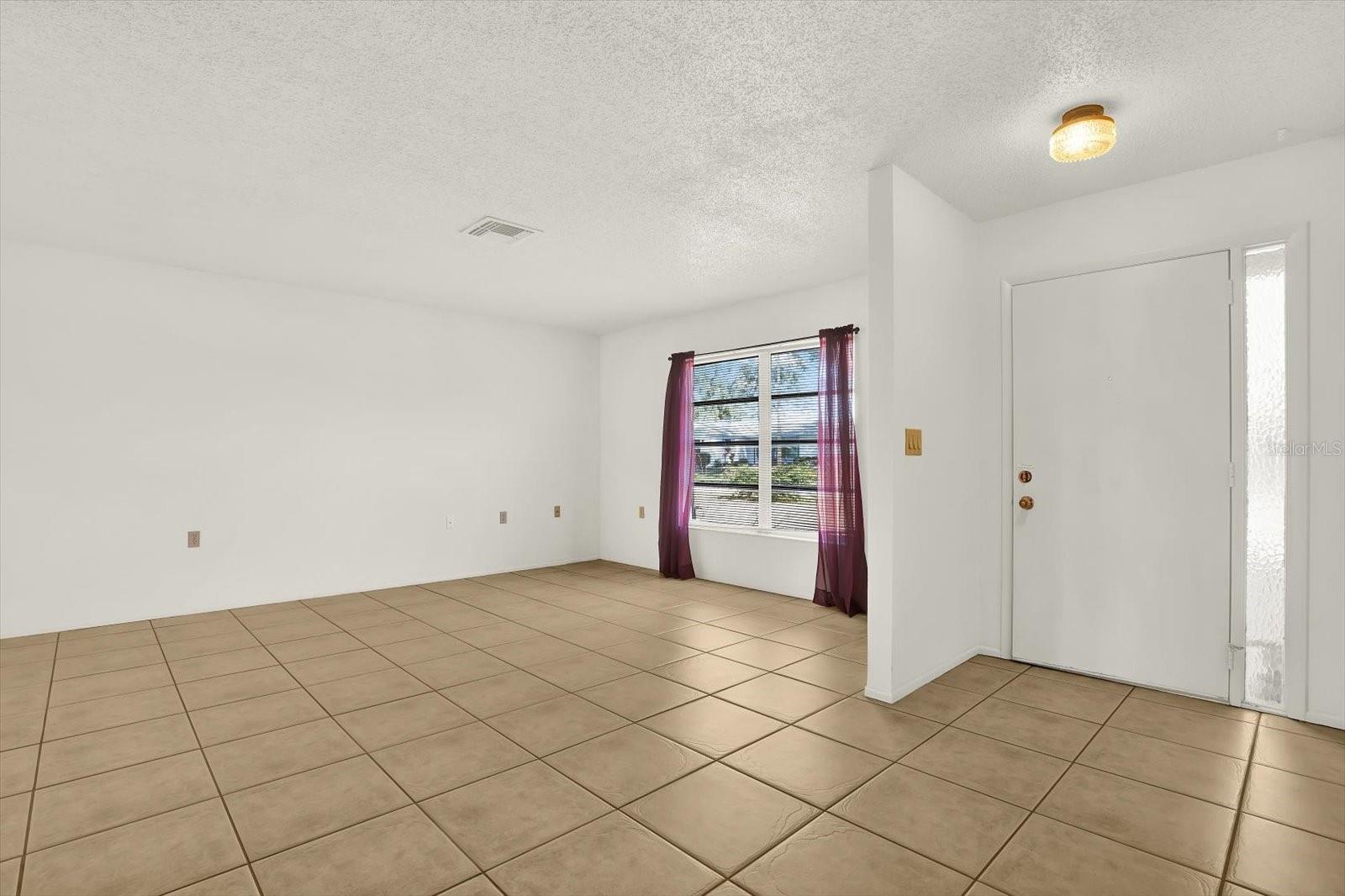 Image 5 of 37 For 8410 Elgin Drive