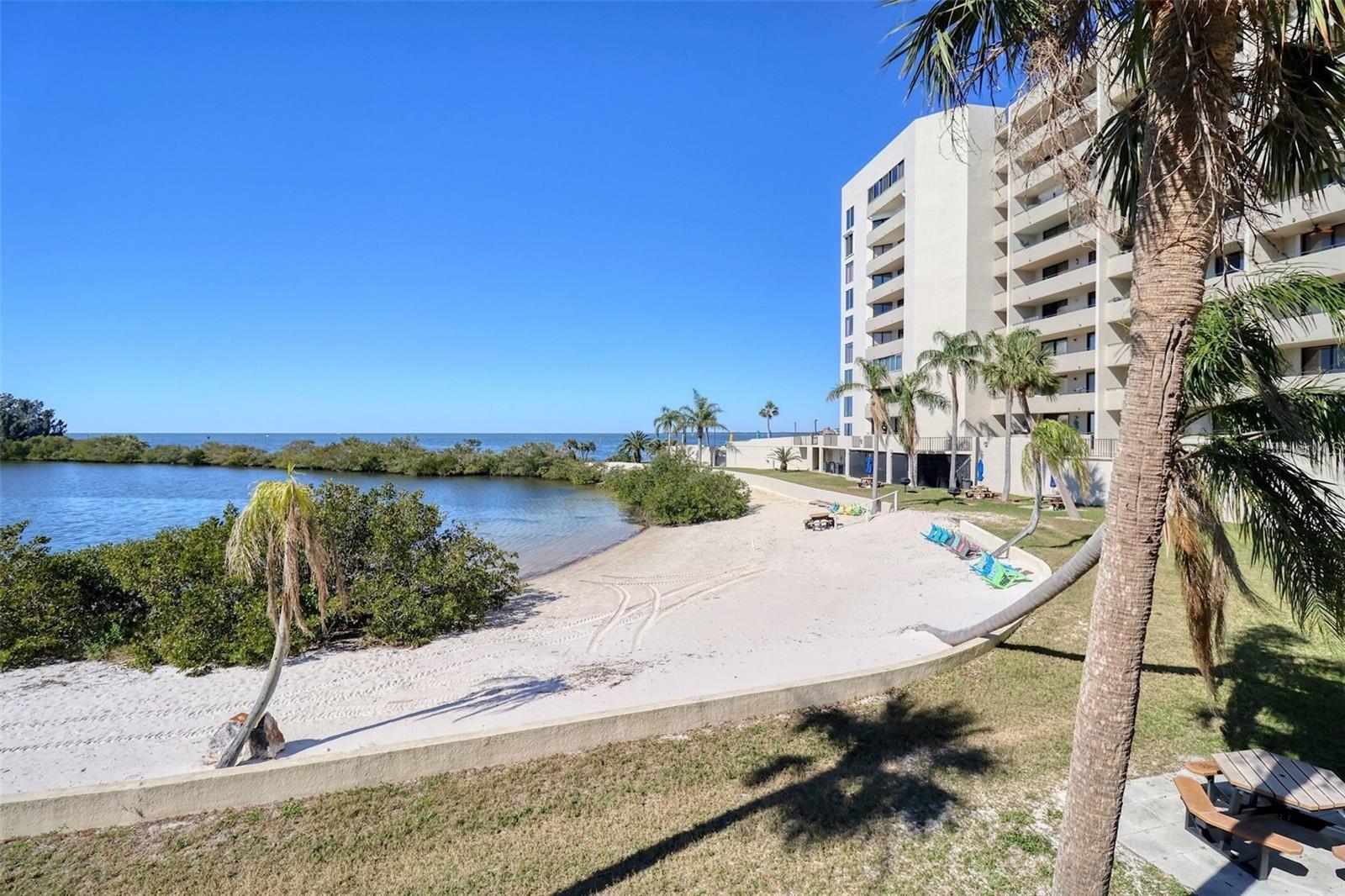 Image 16 of 27 For 5915 Sea Ranch Drive 211