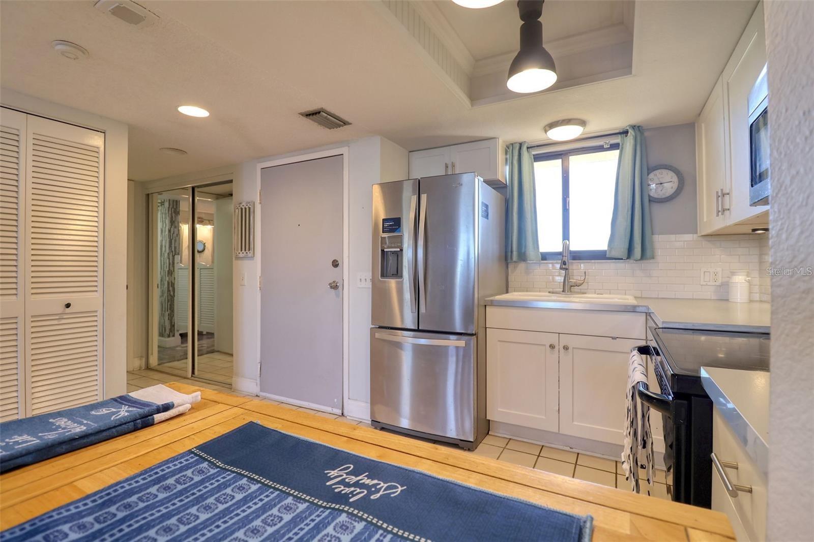 Image 4 of 27 For 5915 Sea Ranch Drive 211