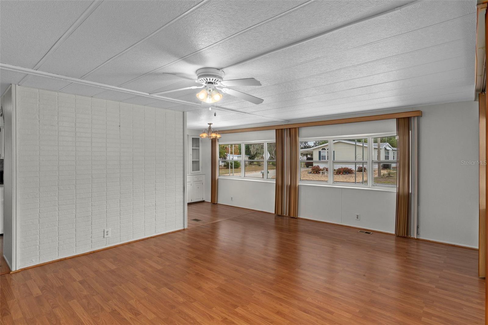 Image 15 of 49 For 12045 Formosa Street