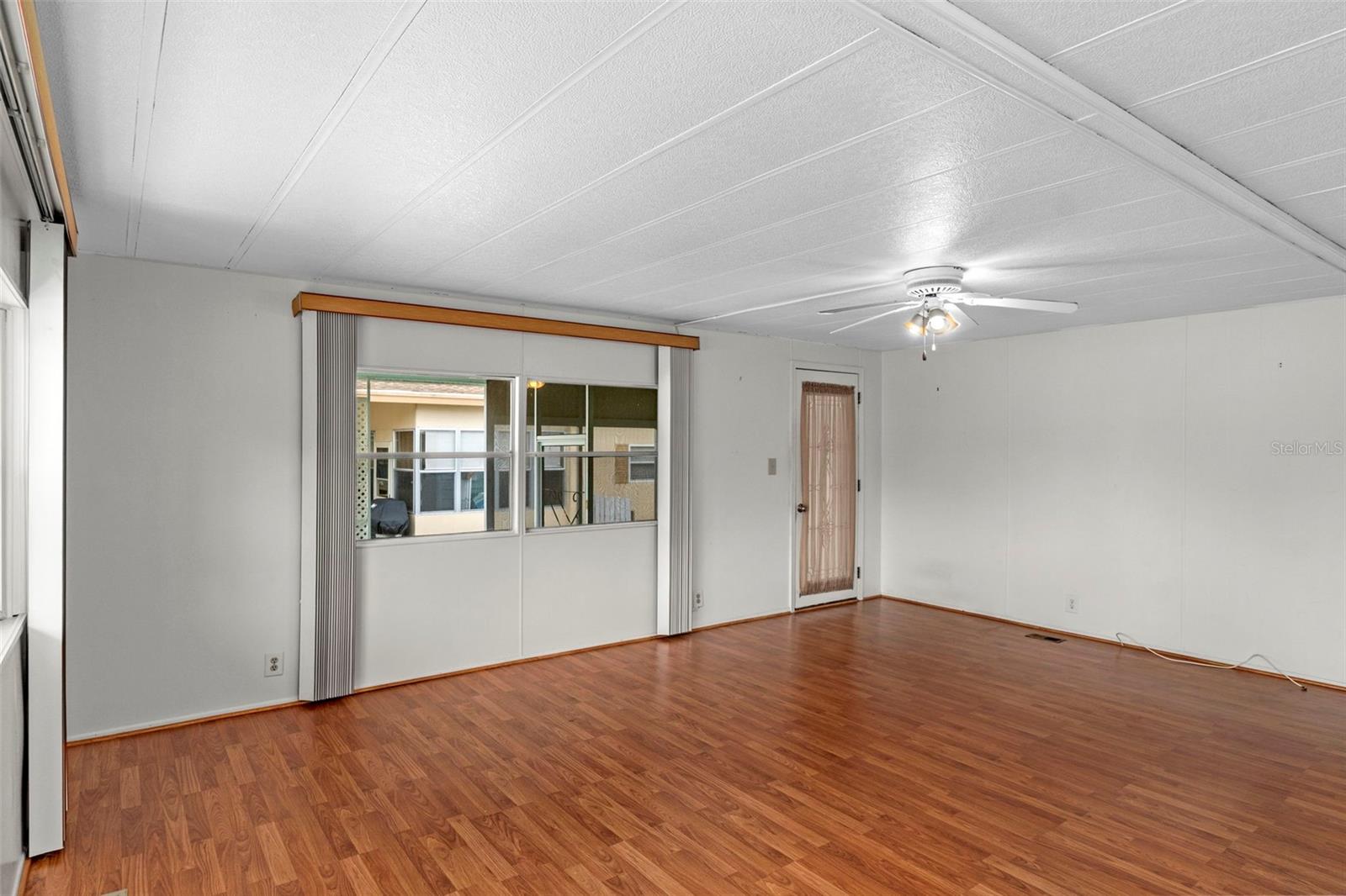 Image 16 of 49 For 12045 Formosa Street