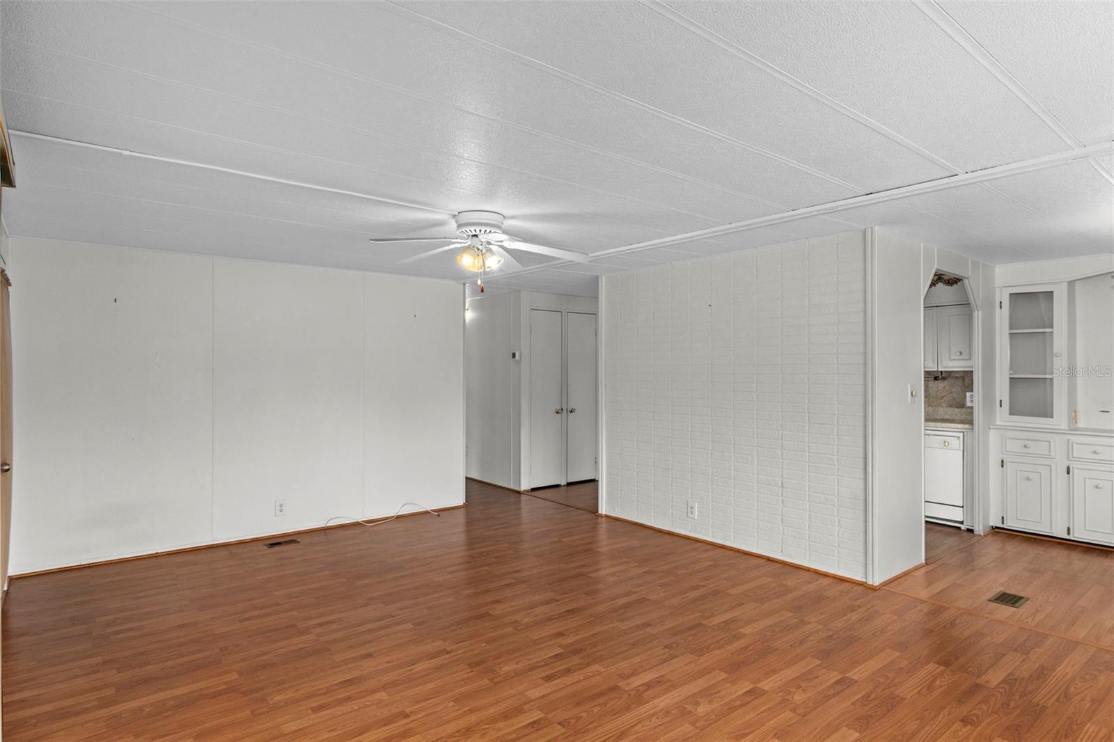 Image 18 of 49 For 12045 Formosa Street