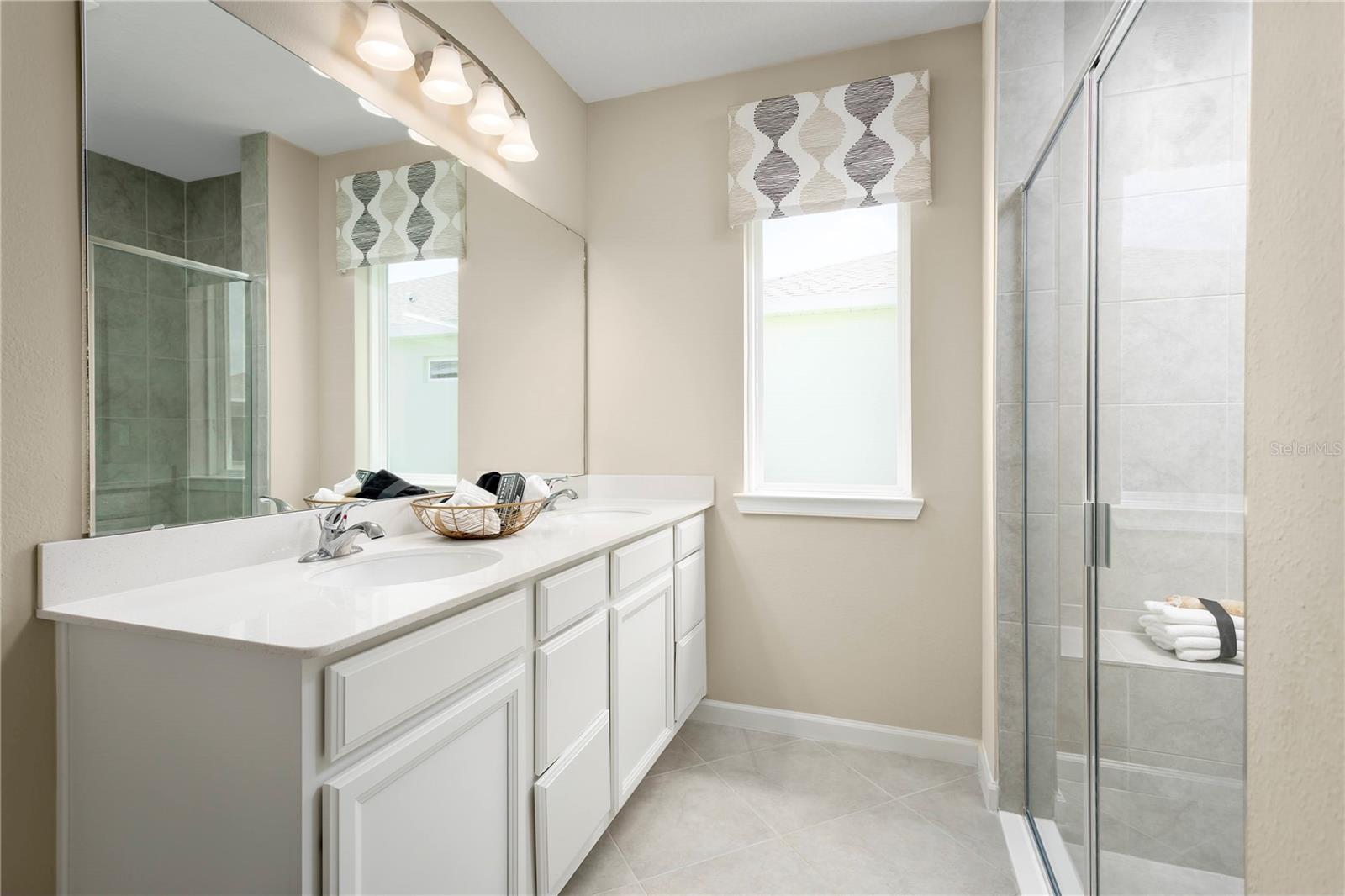 Image 17 of 19 For 4539 Arden Way