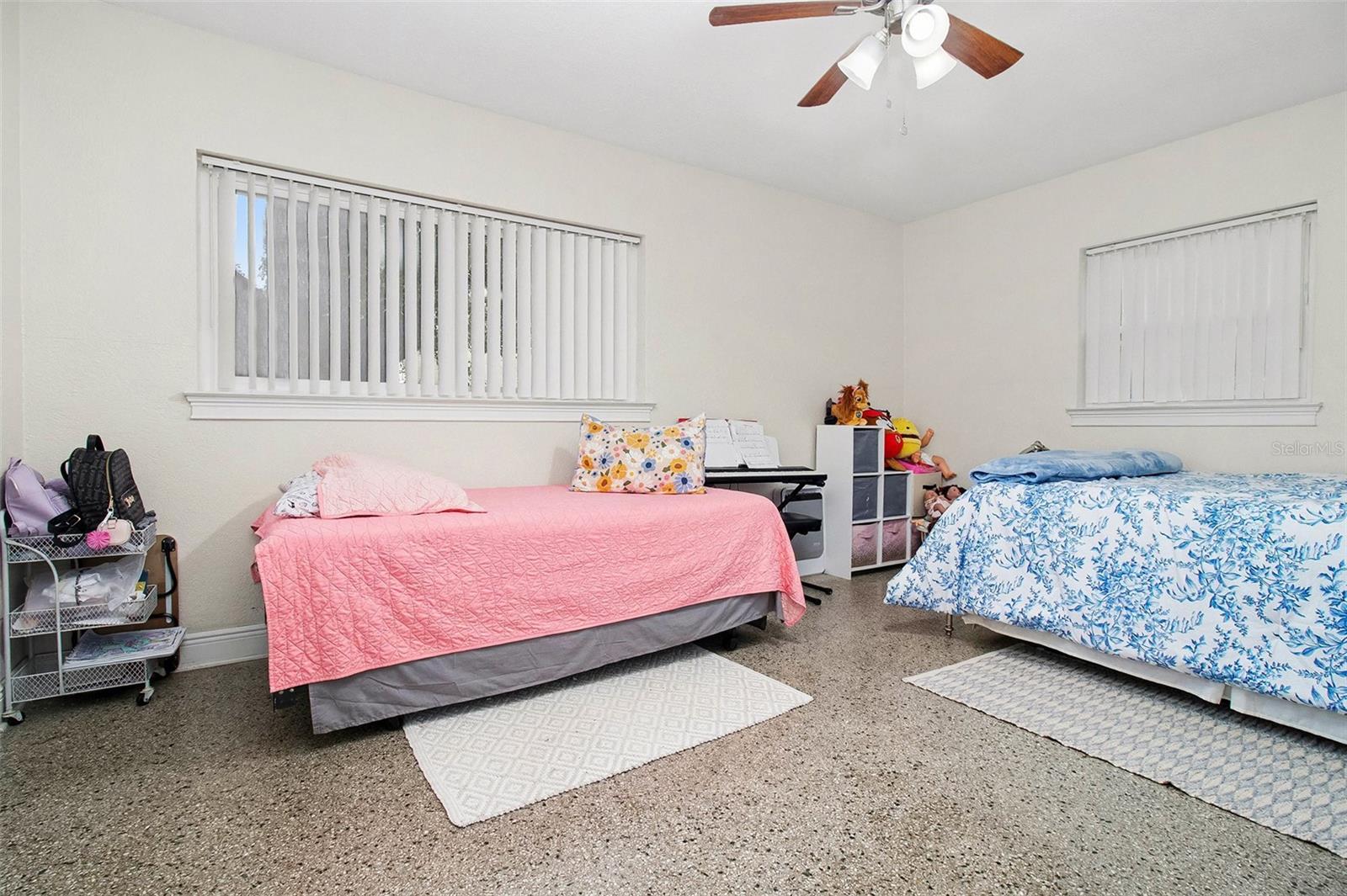 Image 12 of 16 For 8465 Oak Bluff Drive