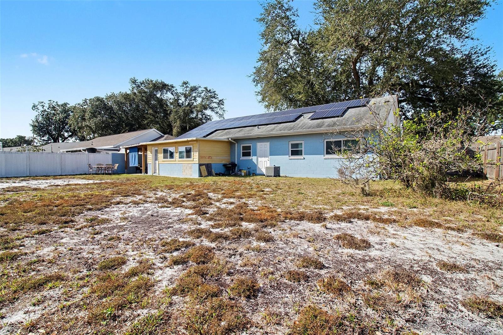 Image 15 of 16 For 8465 Oak Bluff Drive