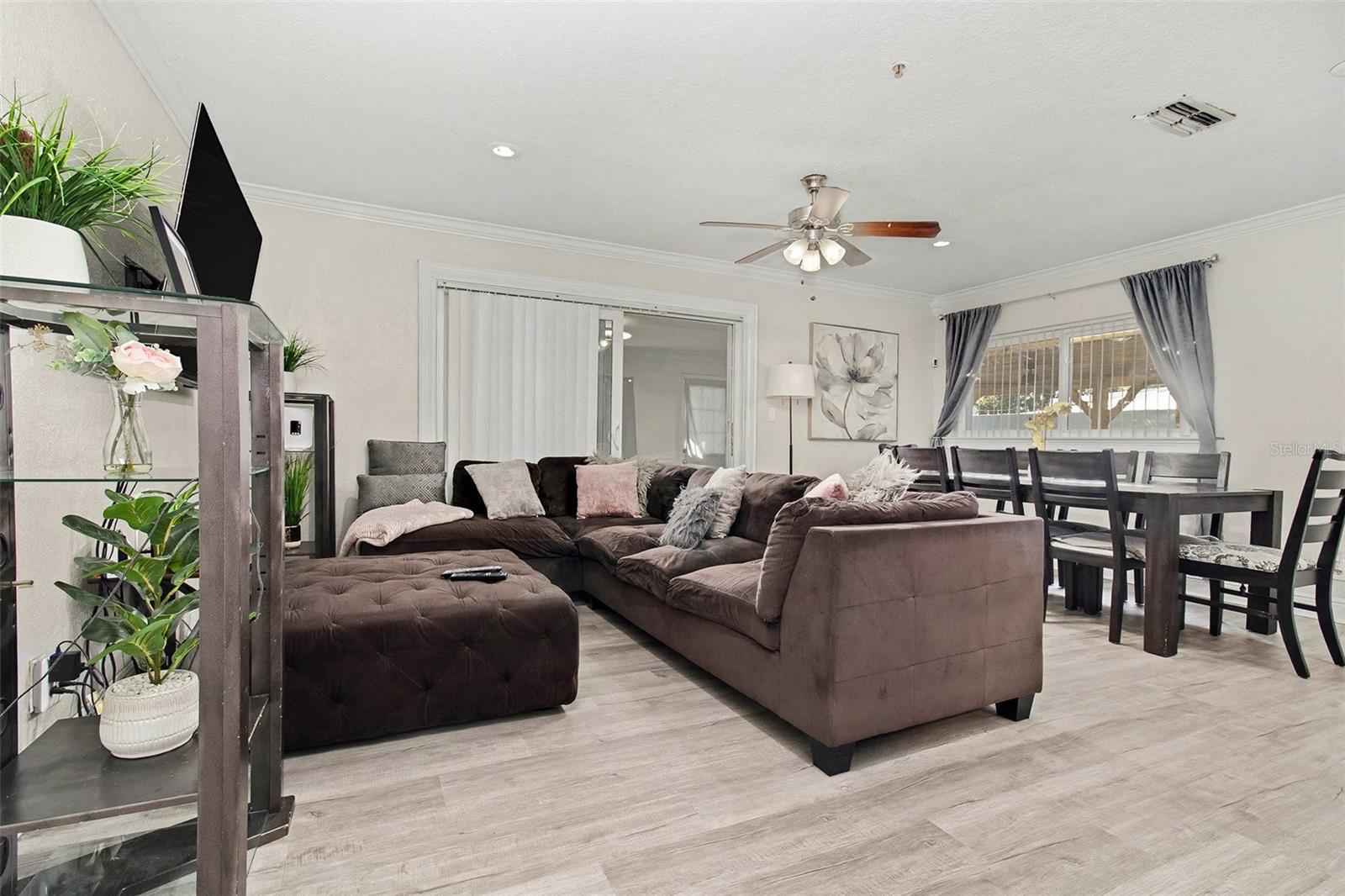 Image 2 of 16 For 8465 Oak Bluff Drive