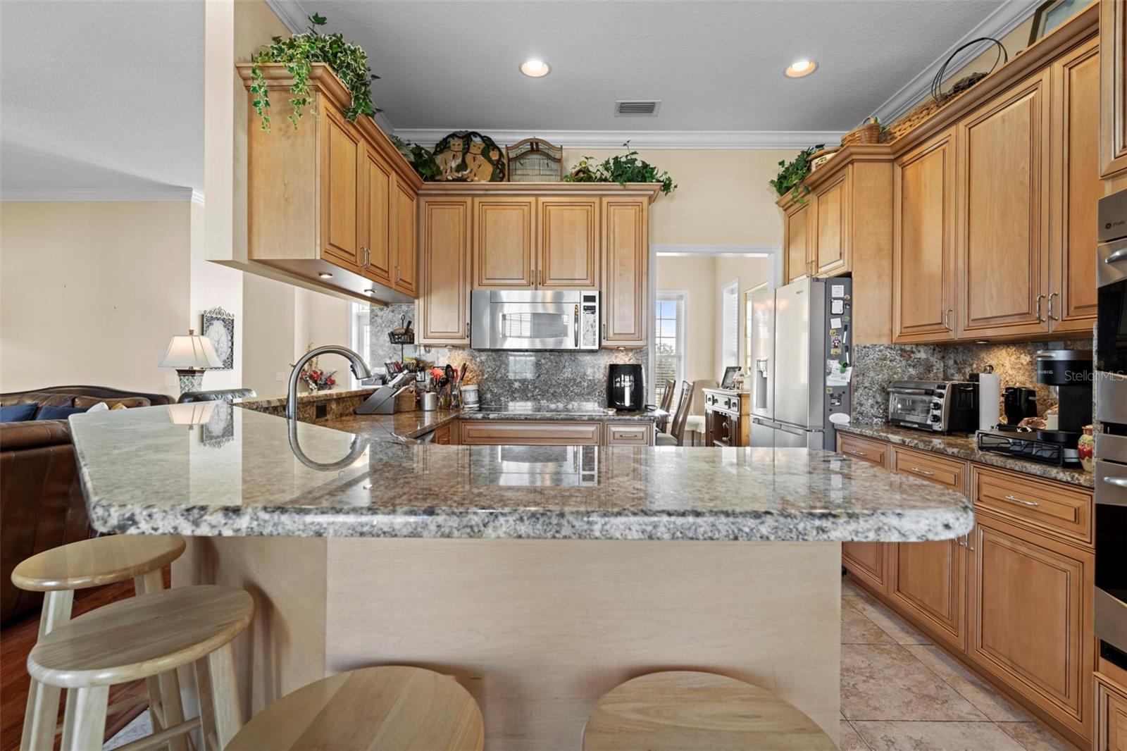 Listing photo id 14 for 5425 Glorious Trail