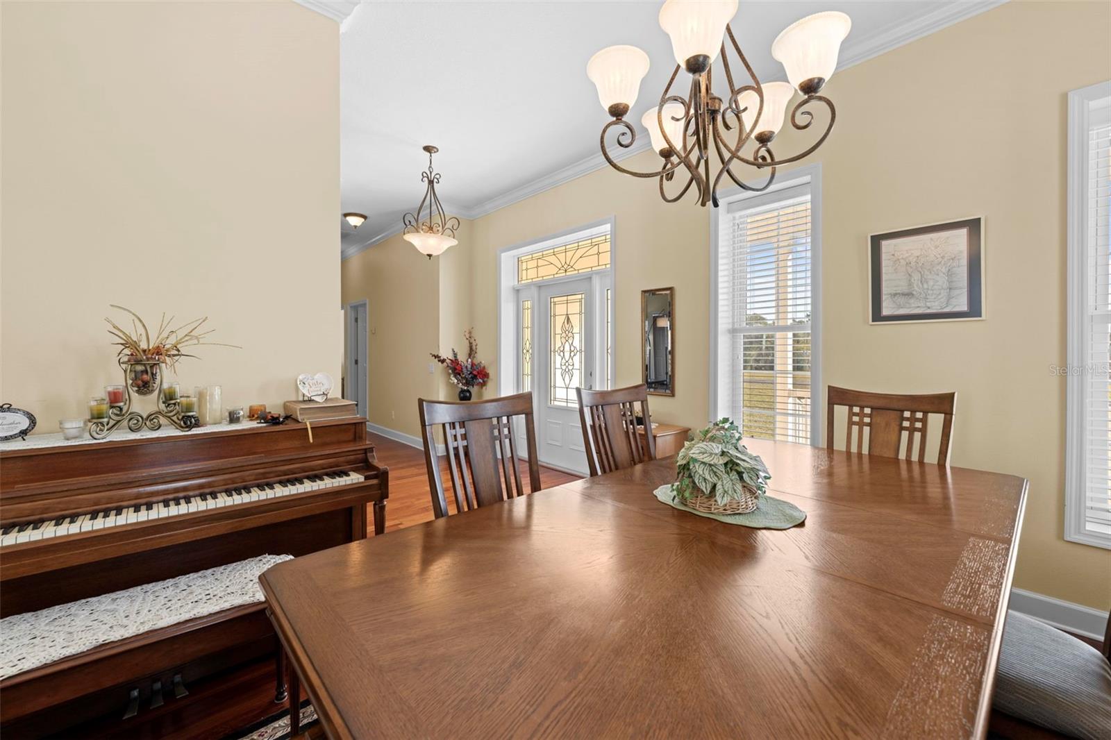 Listing photo id 22 for 5425 Glorious Trail