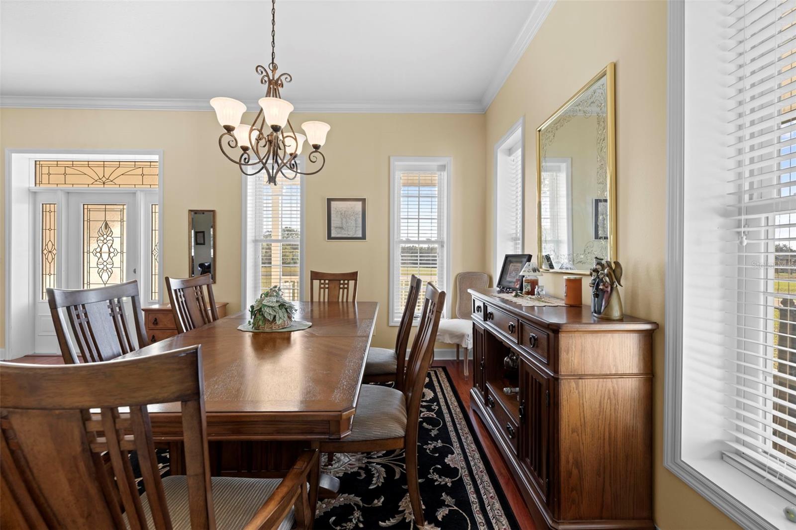 Listing photo id 23 for 5425 Glorious Trail