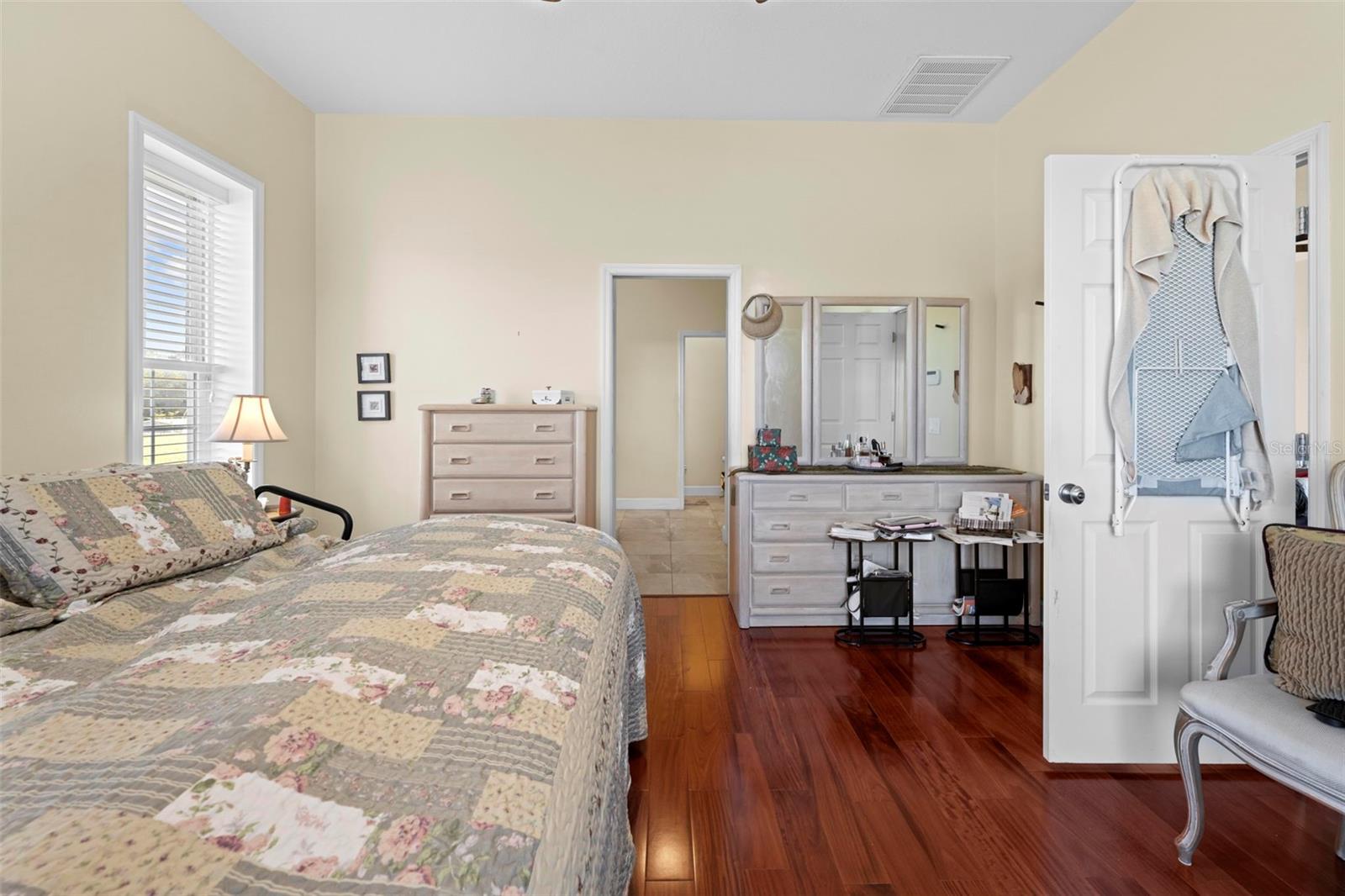 Listing photo id 26 for 5425 Glorious Trail