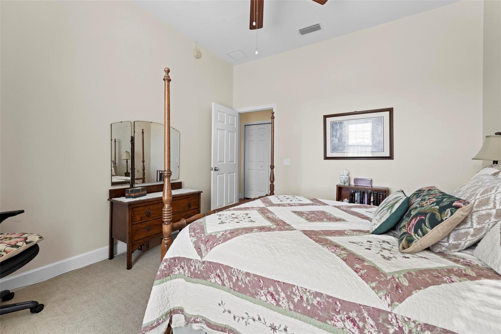 Listing photo id 34 for 5425 Glorious Trail