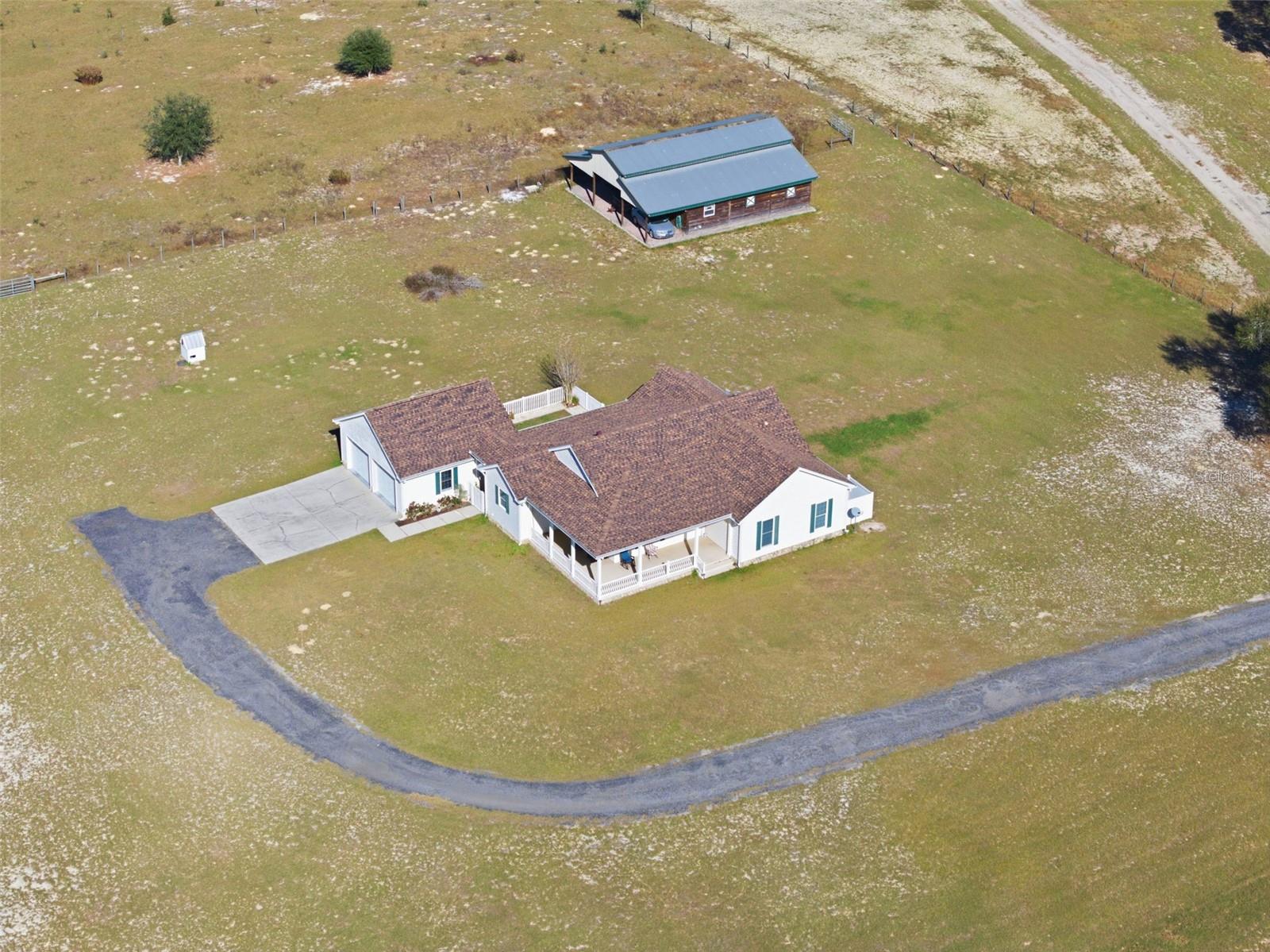 Listing photo id 52 for 5425 Glorious Trail