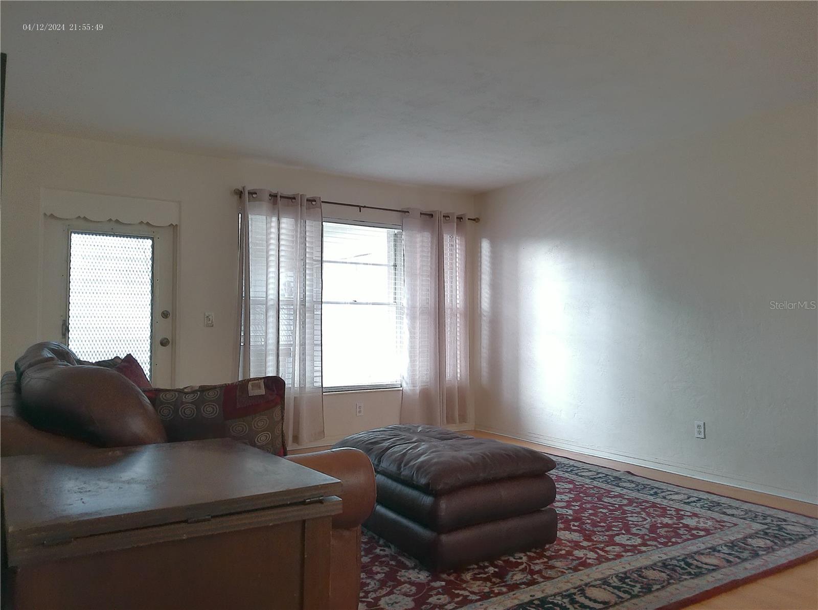 Image 10 of 96 For 2462 Brazilia Drive 44