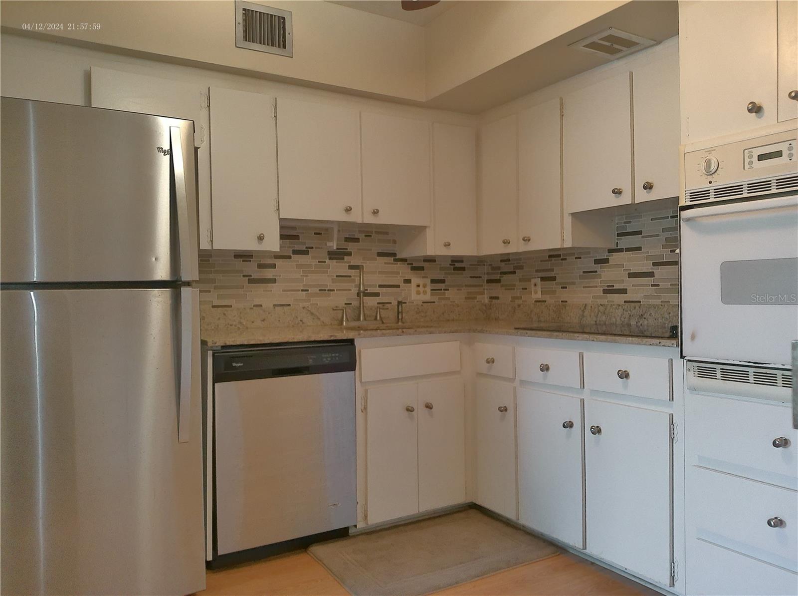 Image 14 of 96 For 2462 Brazilia Drive 44