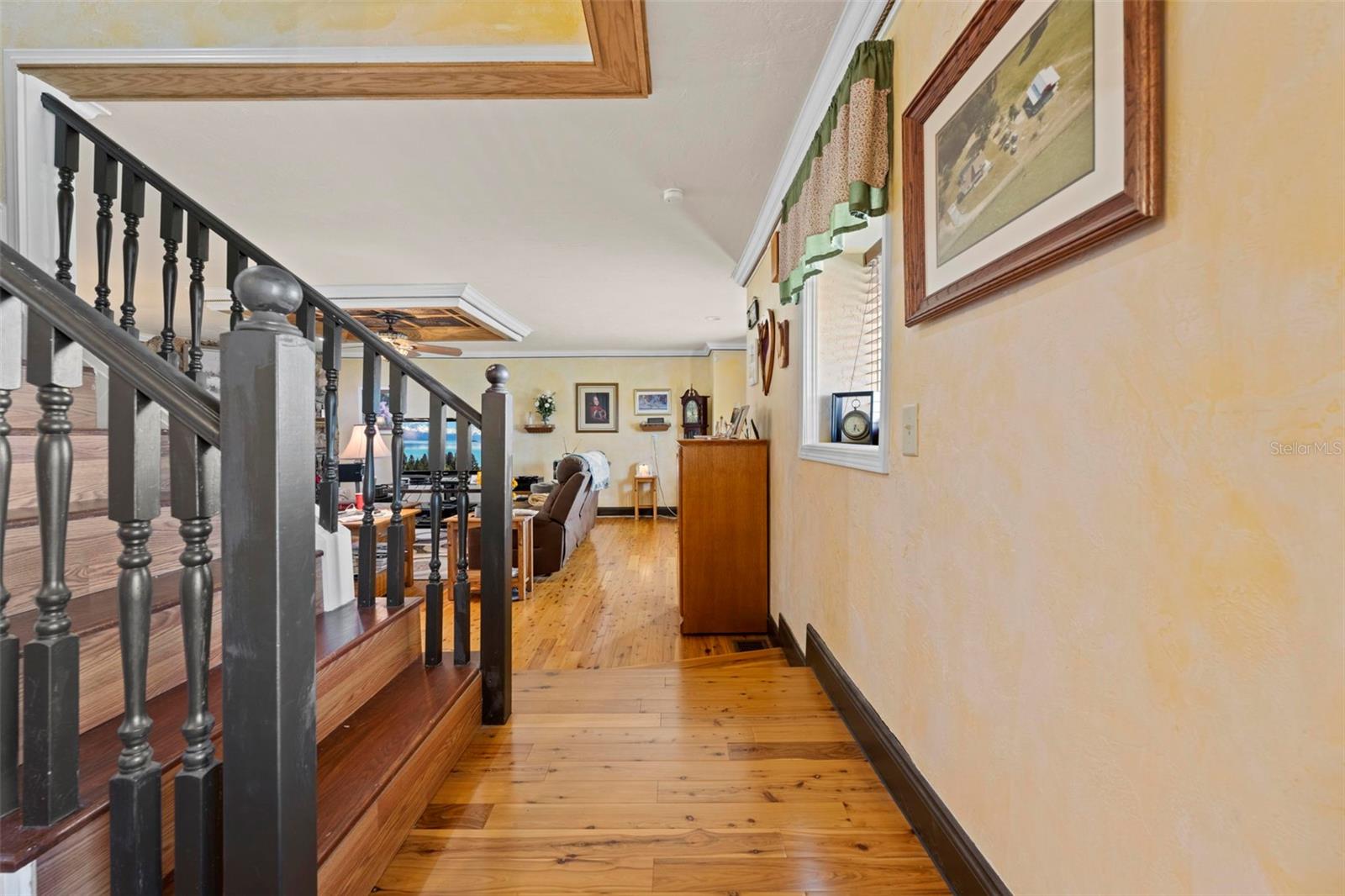 Listing photo id 16 for 5478 Glorious Trail