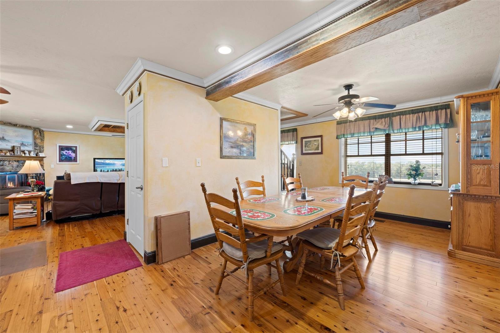 Listing photo id 18 for 5478 Glorious Trail