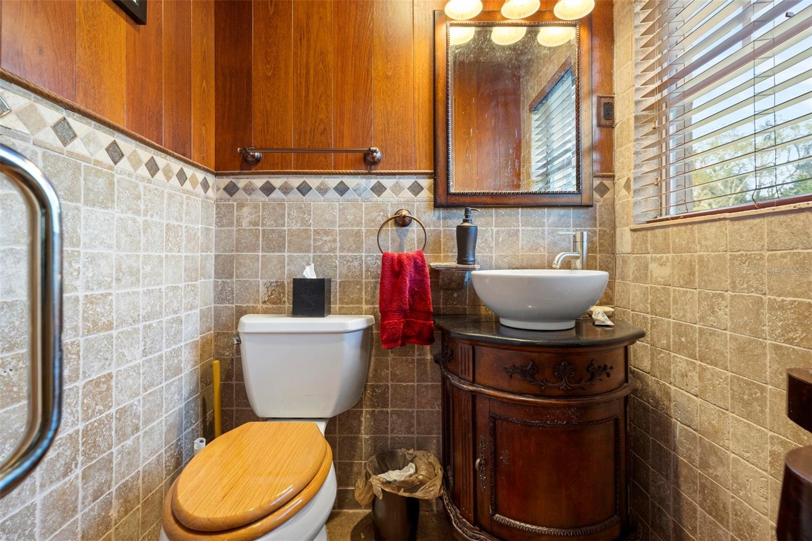 Listing photo id 22 for 5478 Glorious Trail