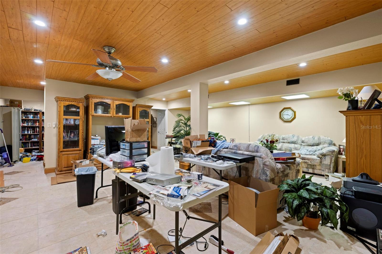 Listing photo id 42 for 5478 Glorious Trail