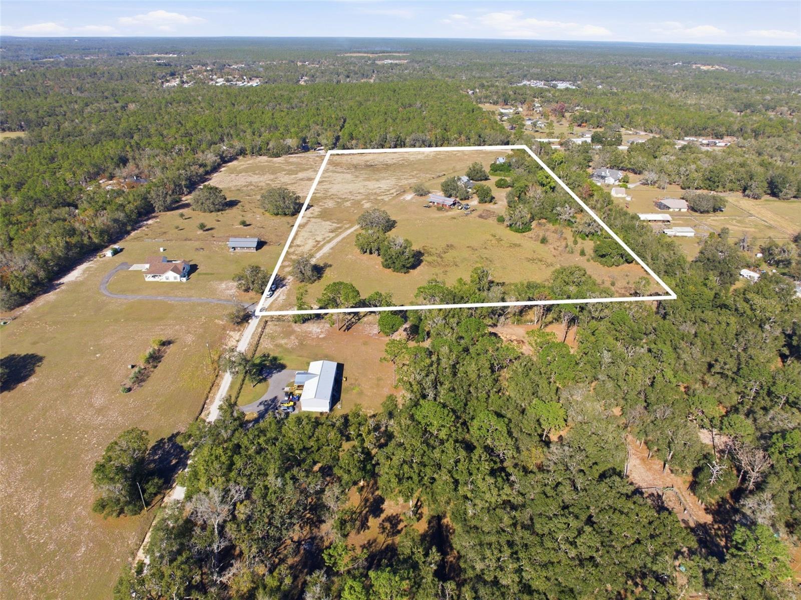 Listing photo id 50 for 5478 Glorious Trail